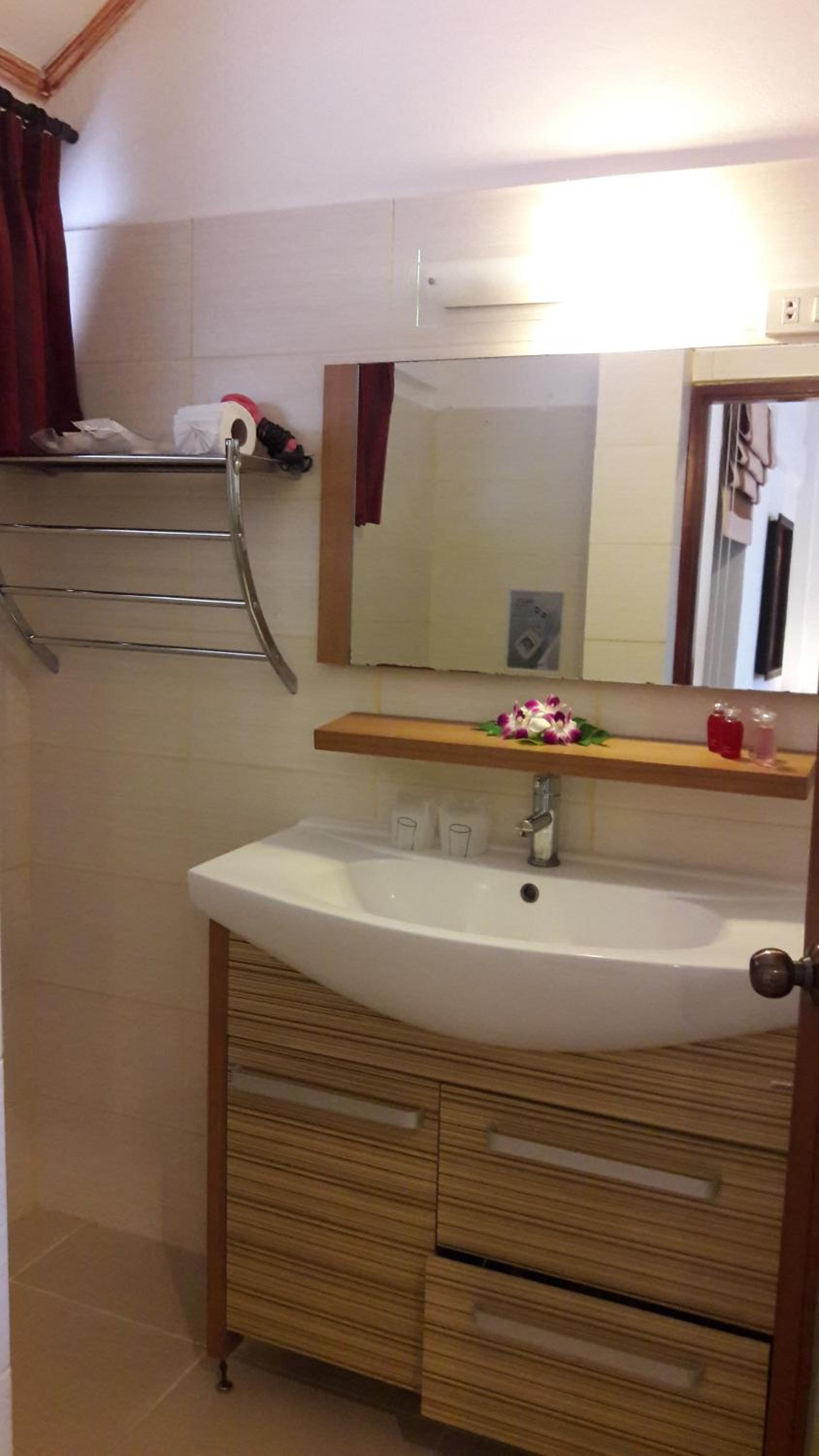 Deluxe Double with Sea View photo 2