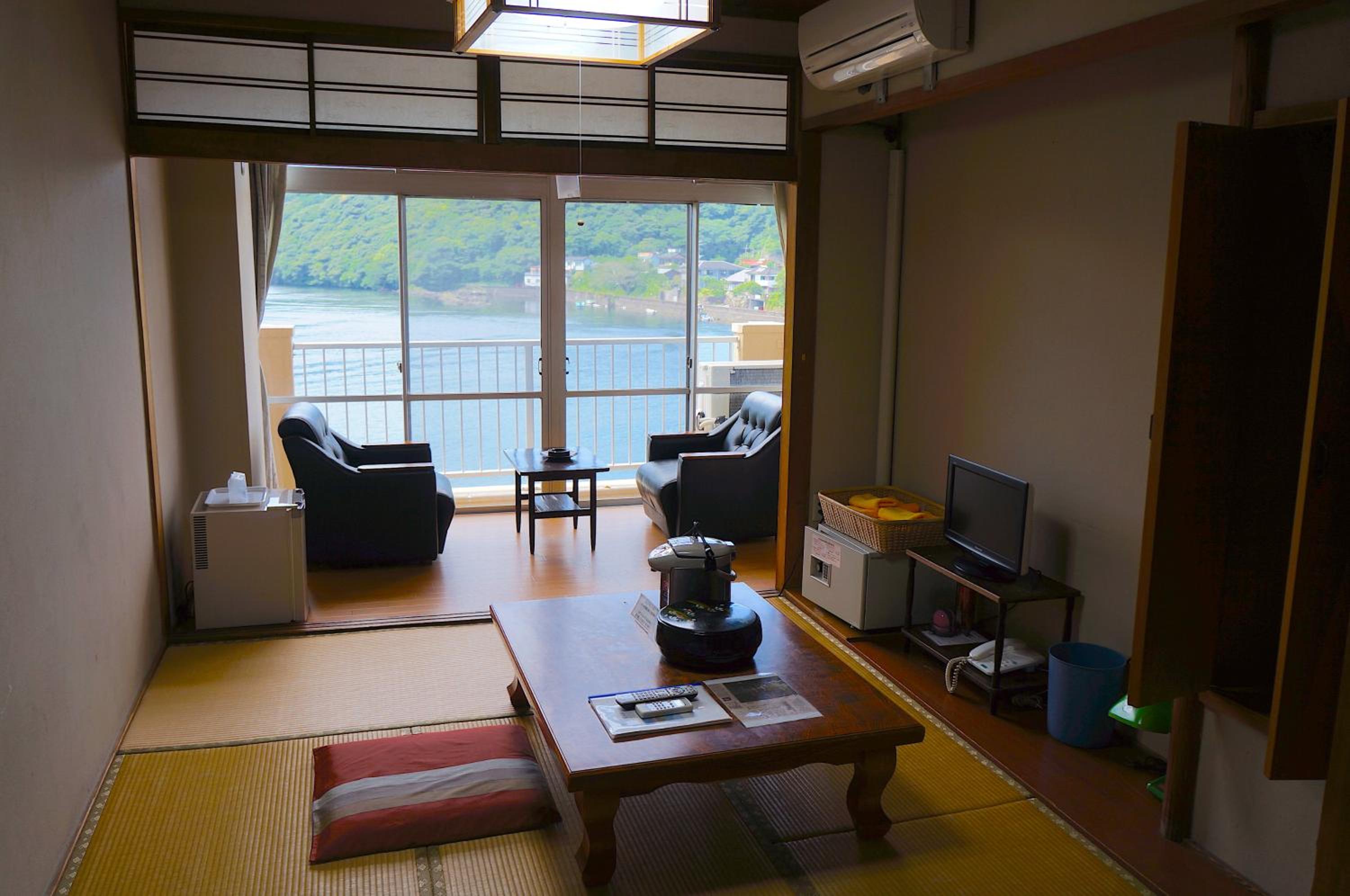 Japanese Style Room with Private Bathroom - Non-Smoking - Photo 1