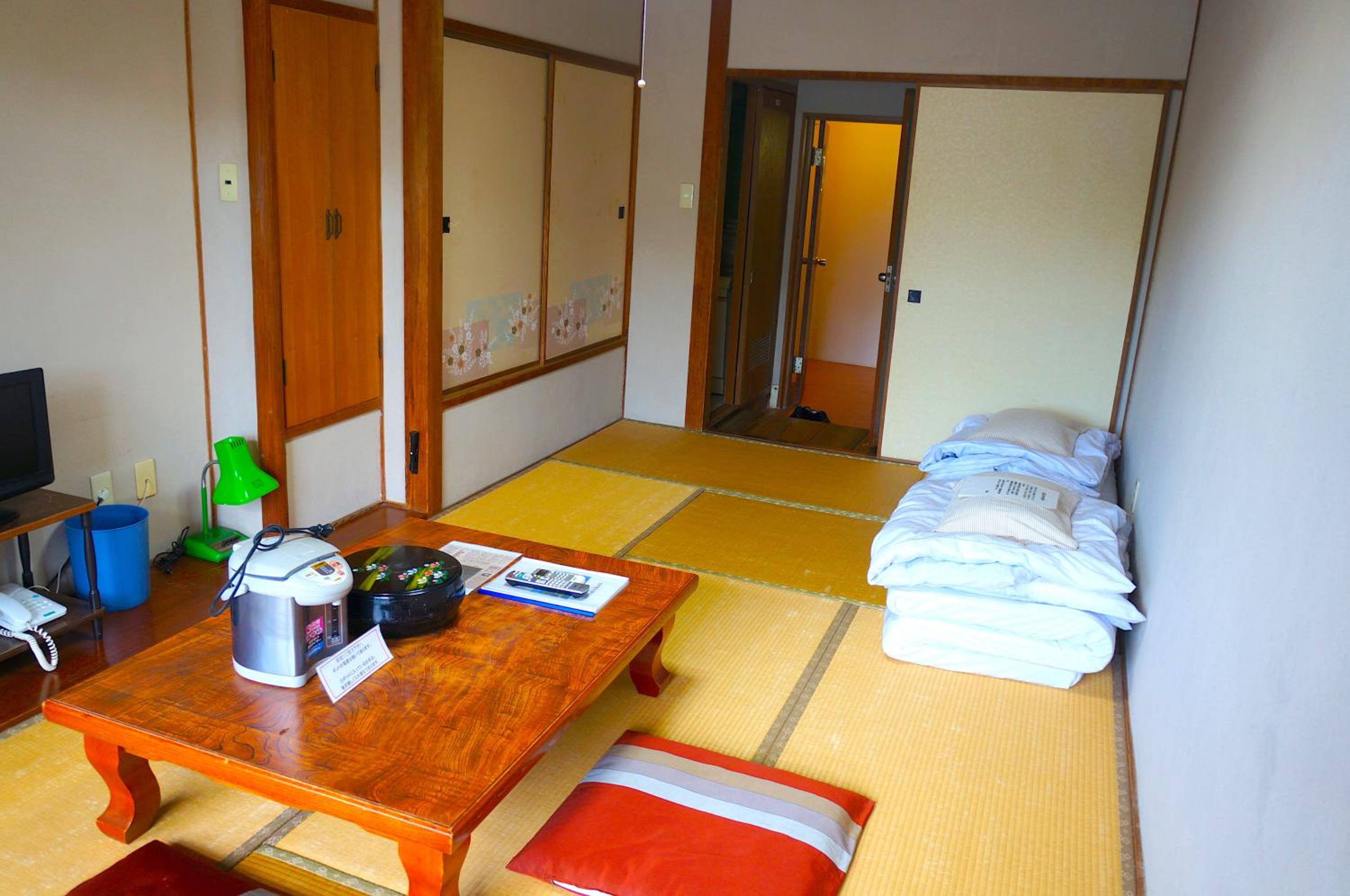 Japanese Style Room with Private Bathroom - Non-Smoking - Photo 4