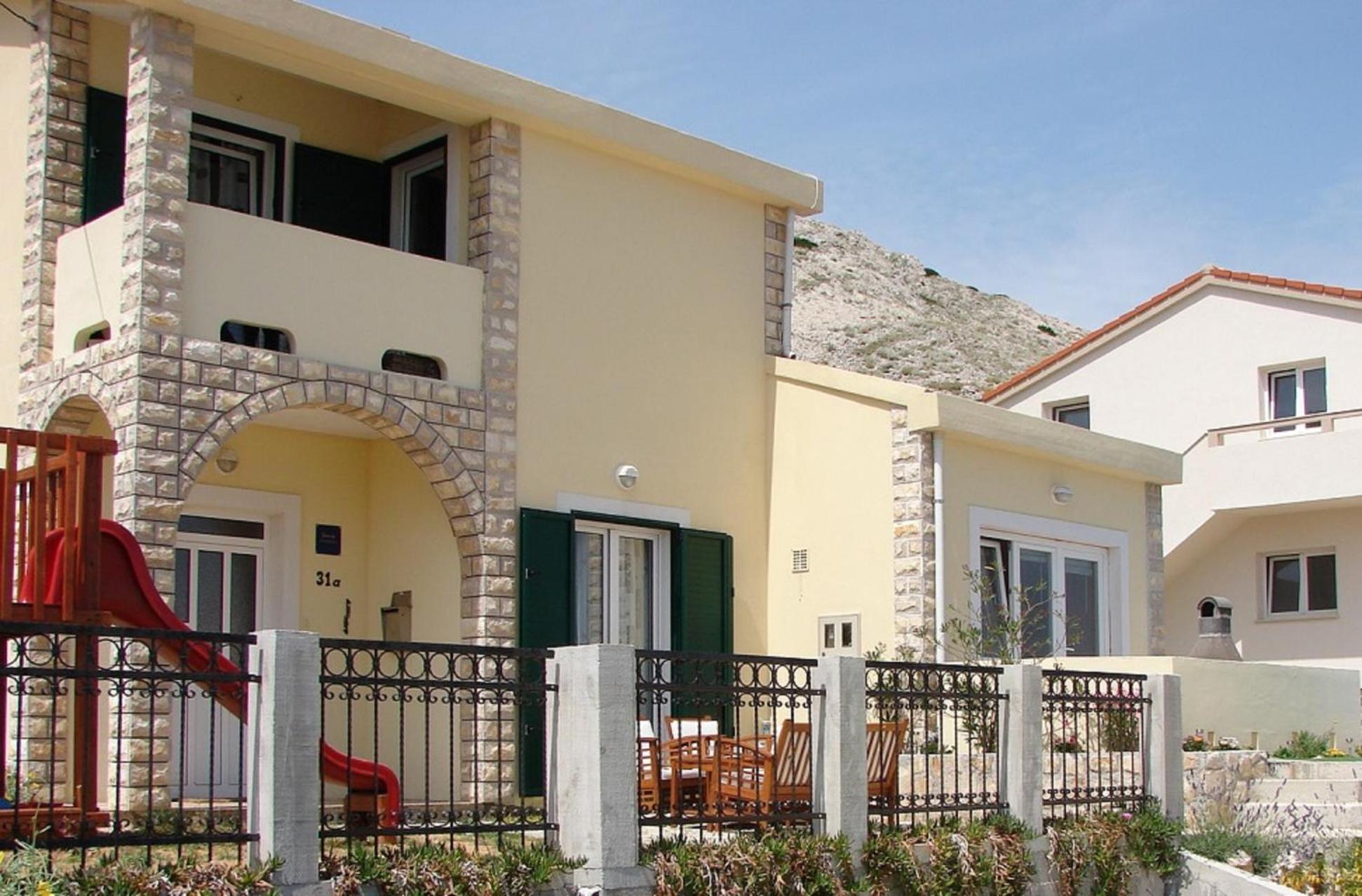 Apartment with Sea View photo 2
