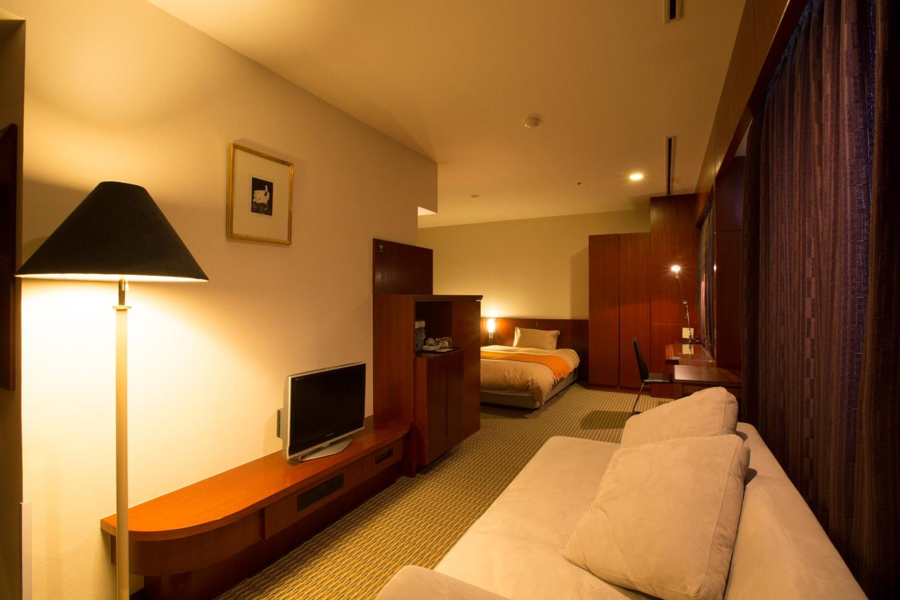 Deluxe Twin Room with Sea View
