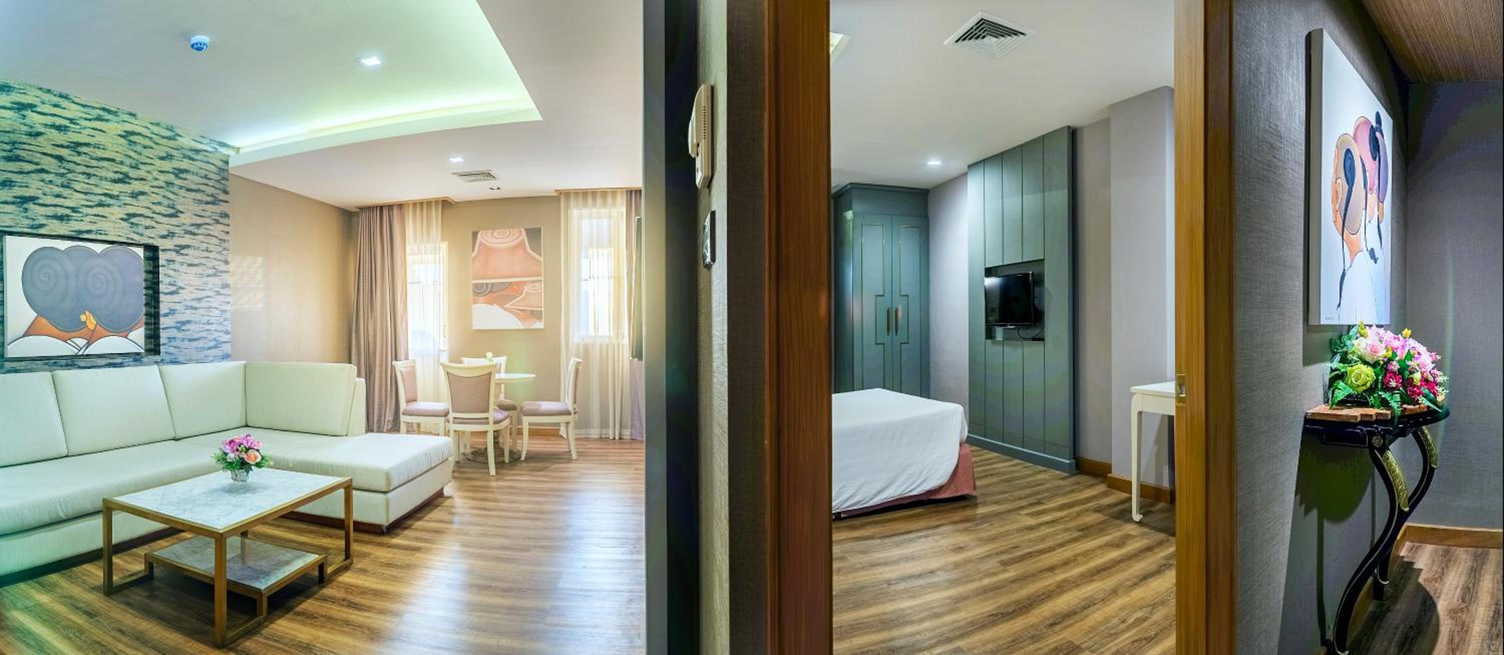 Two-Bedroom Suite photo 1
