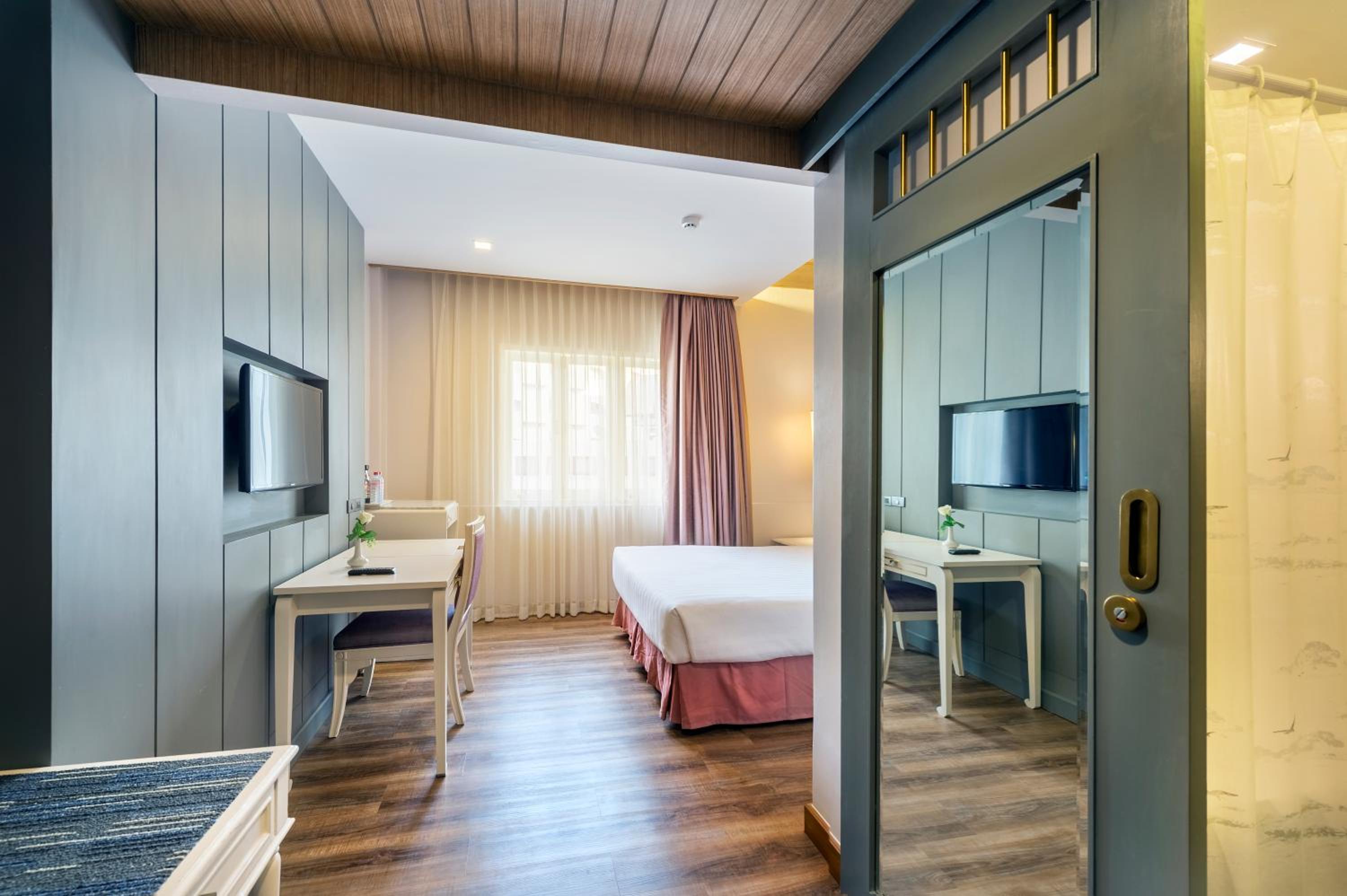Superior Double Room photo 2