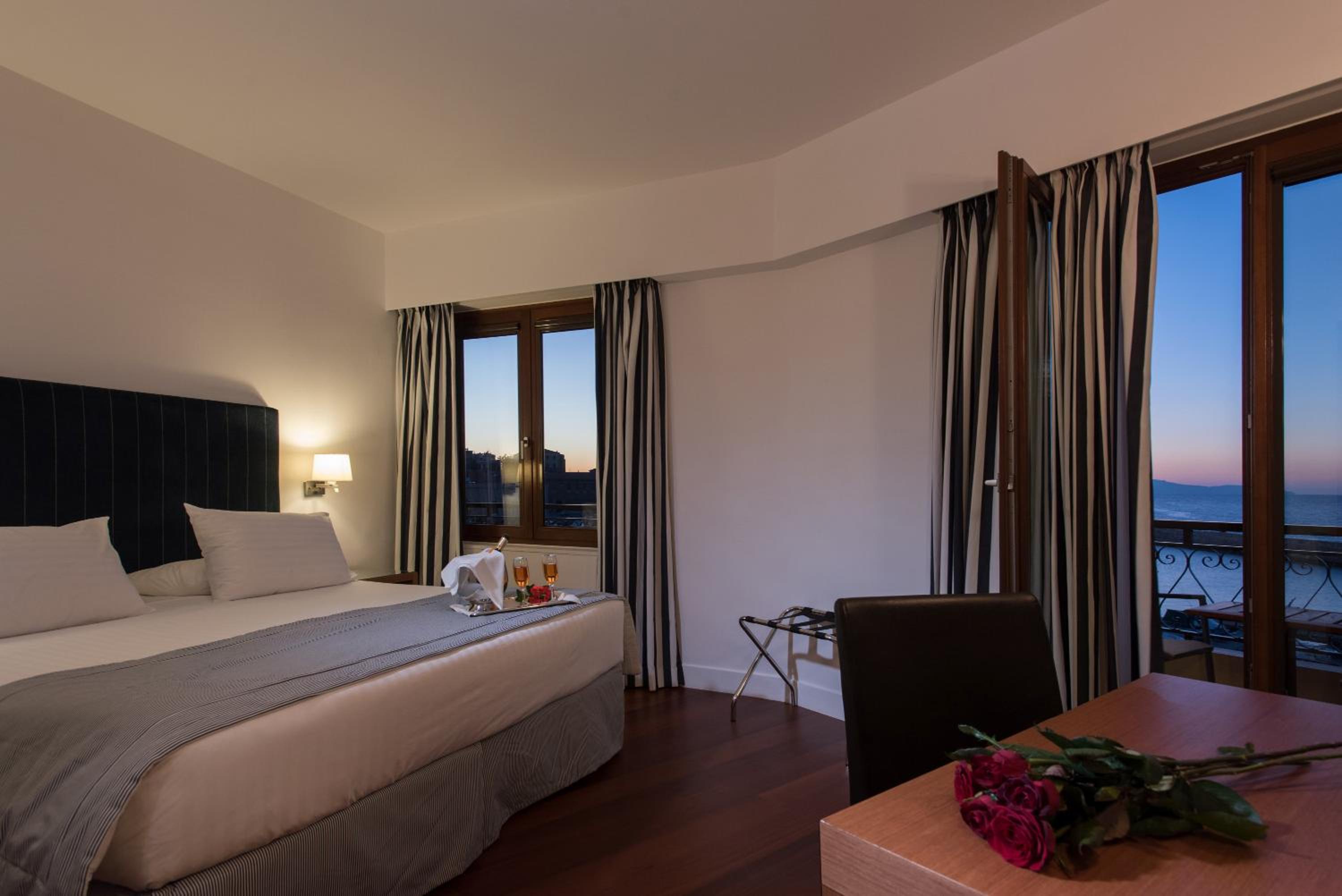  Suite with Sea View - Open Bath photo 1