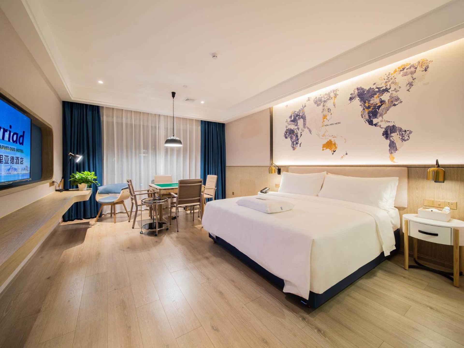 Honorable Double Room with Mah-jongg