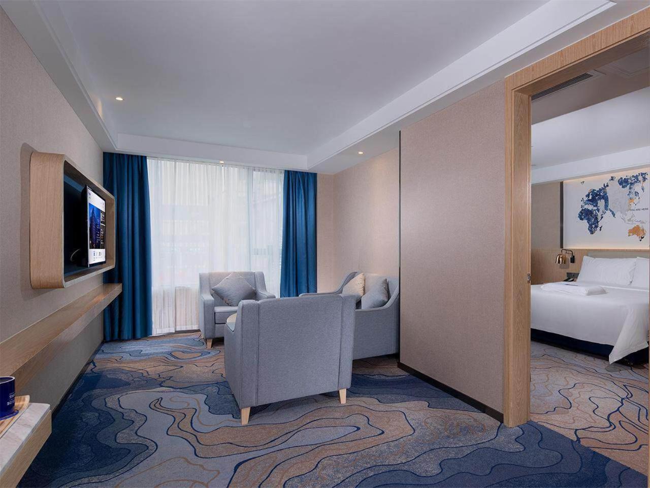 Premier Suite