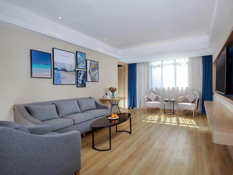 Premier Suite