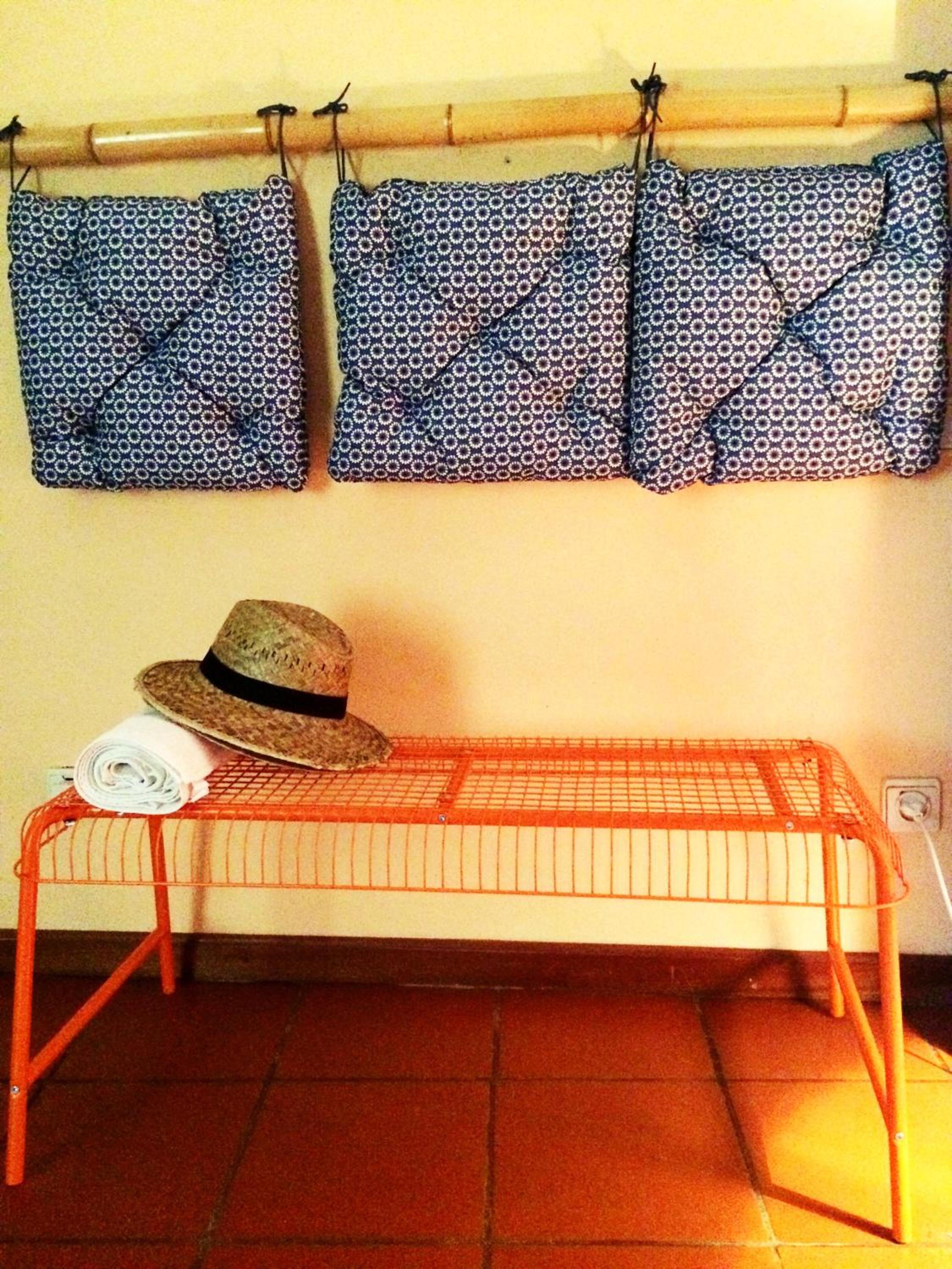 Single Bed in 6-Bed Dormitory Room photo 3