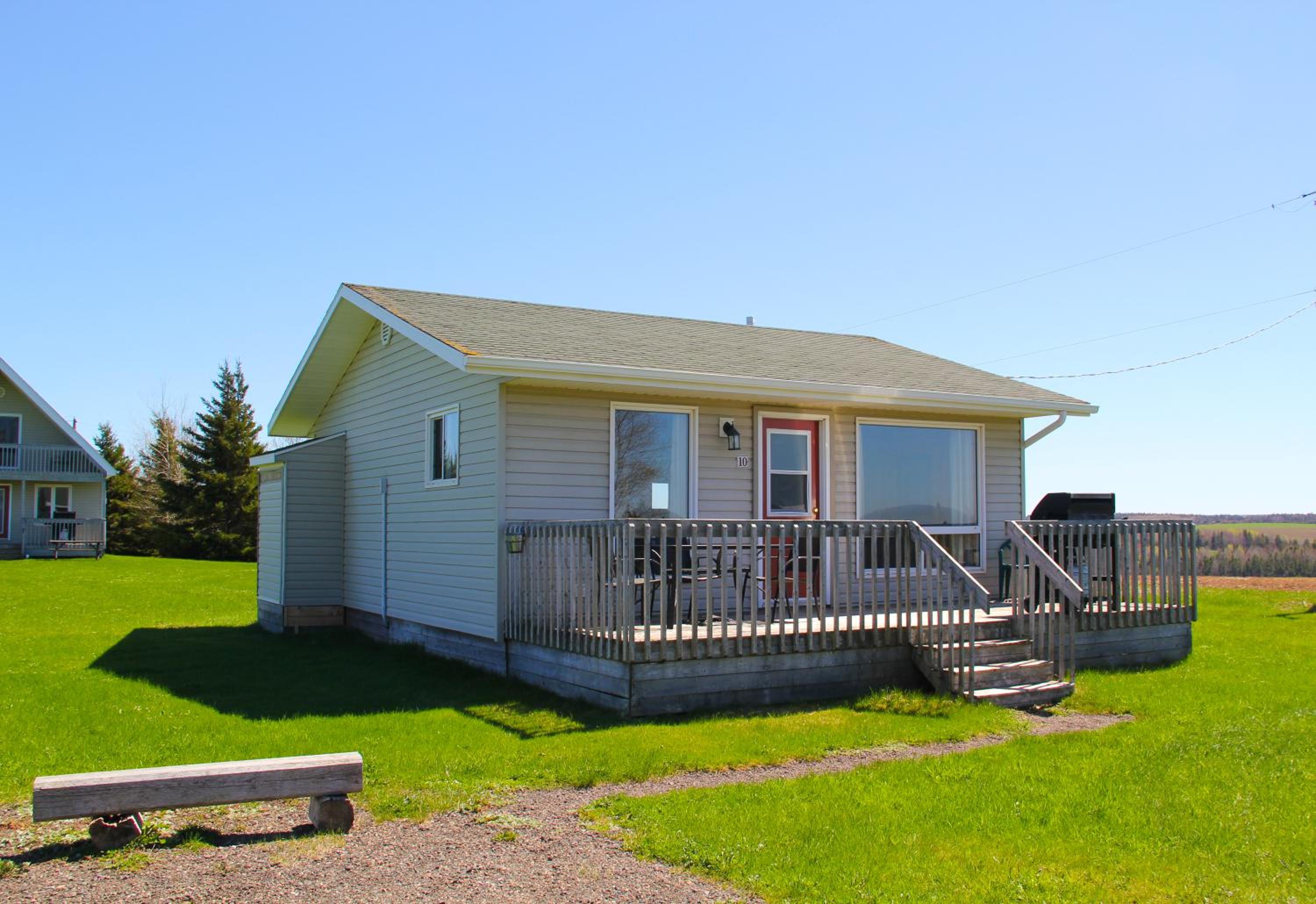 Standard Two-Bedroom Cottage  photo 3