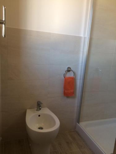 Three-Bedroom House with Sea View - Split Level