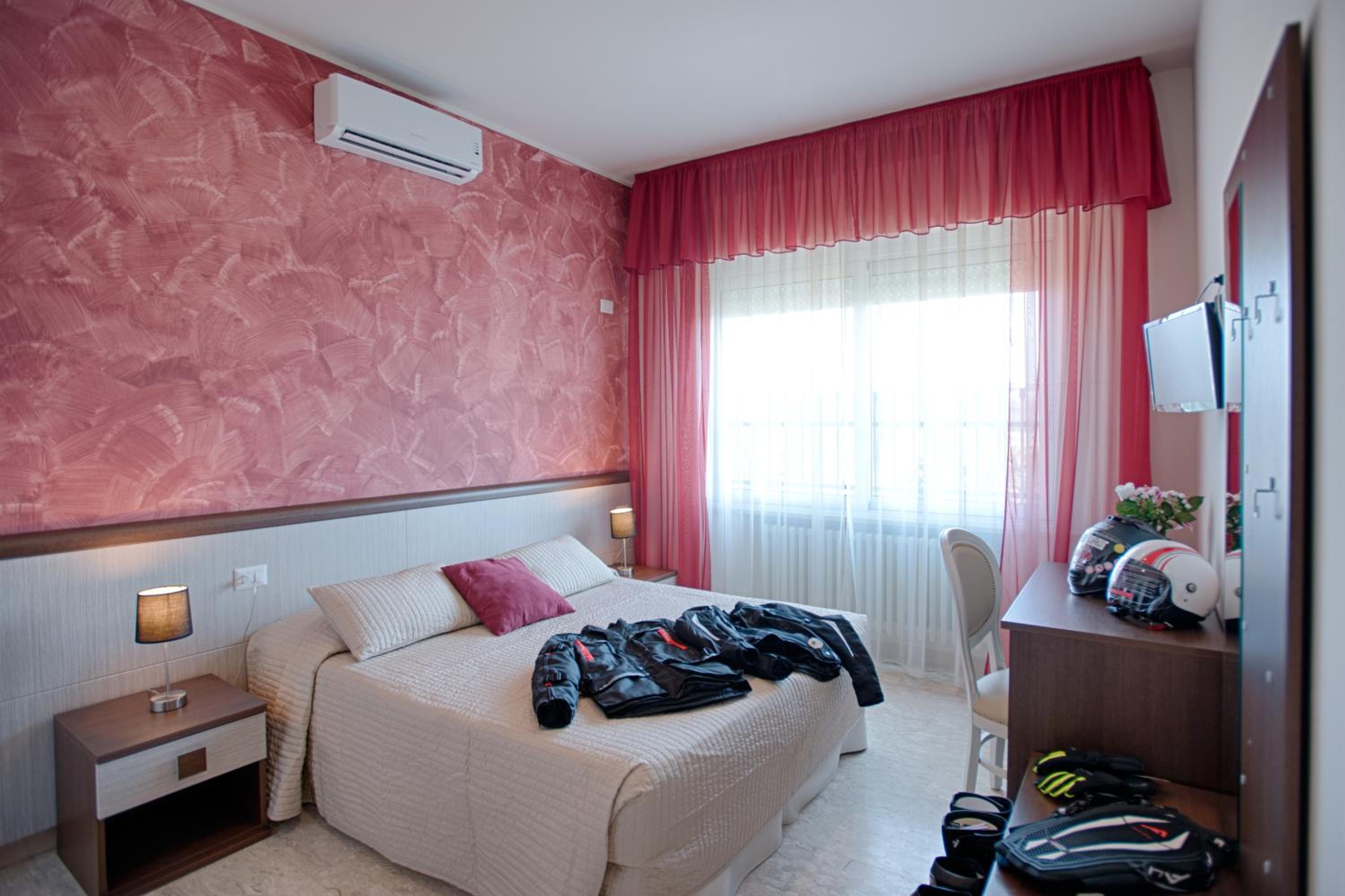 Superior Double or Twin Room photo 1