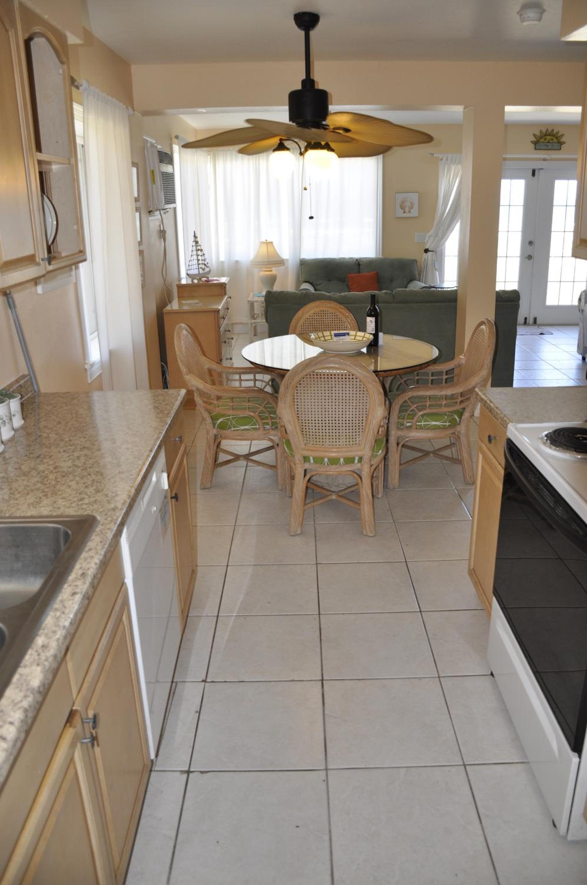 Oceanfront King Suite photo 3