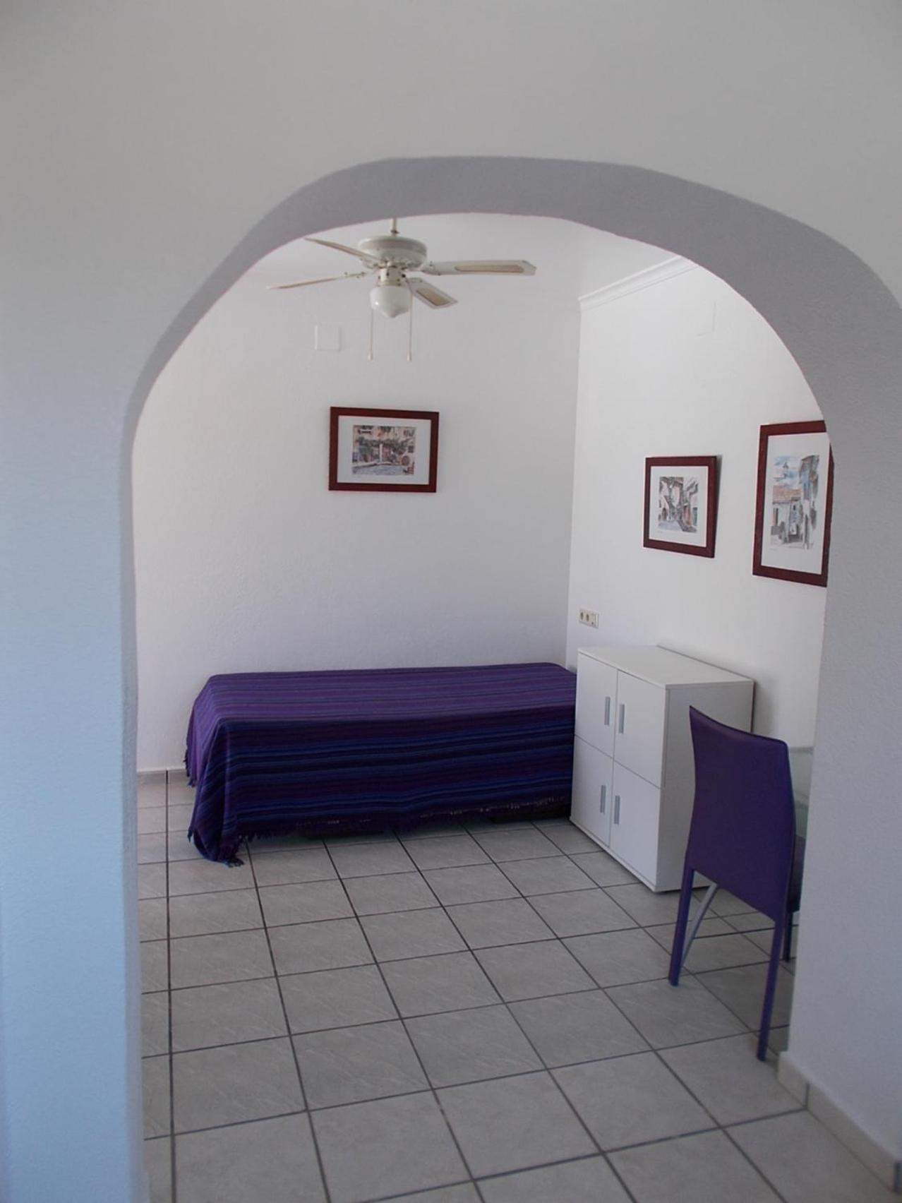 Single Room photo 2