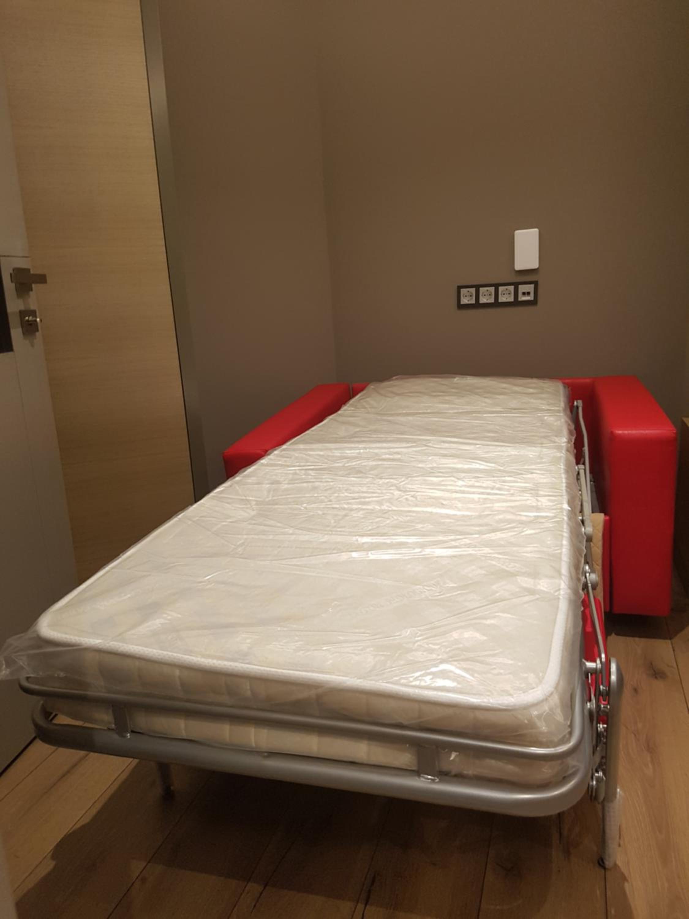 Deluxe Triple Room - Photo 13