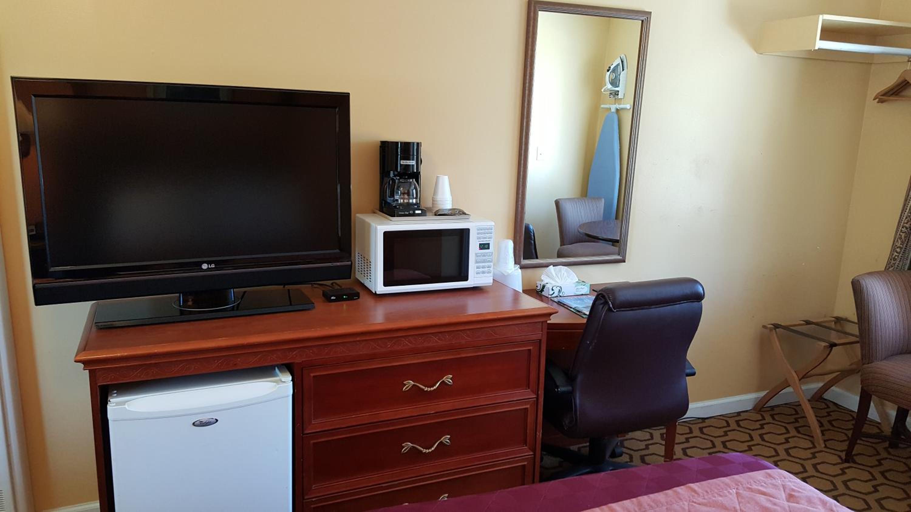 Double Room with Two Double Beds - Non-Smoking - Photo 5