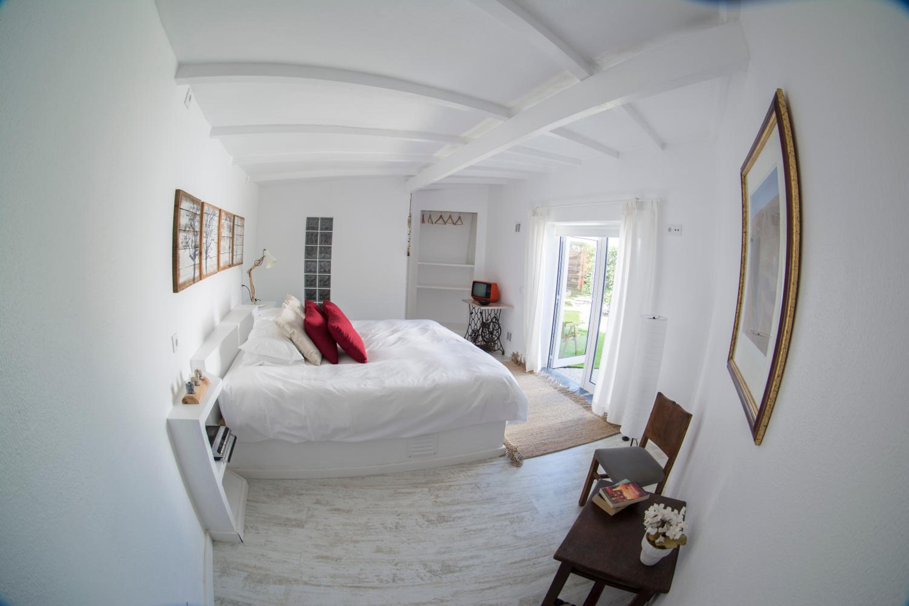 Double Room - Photo 5