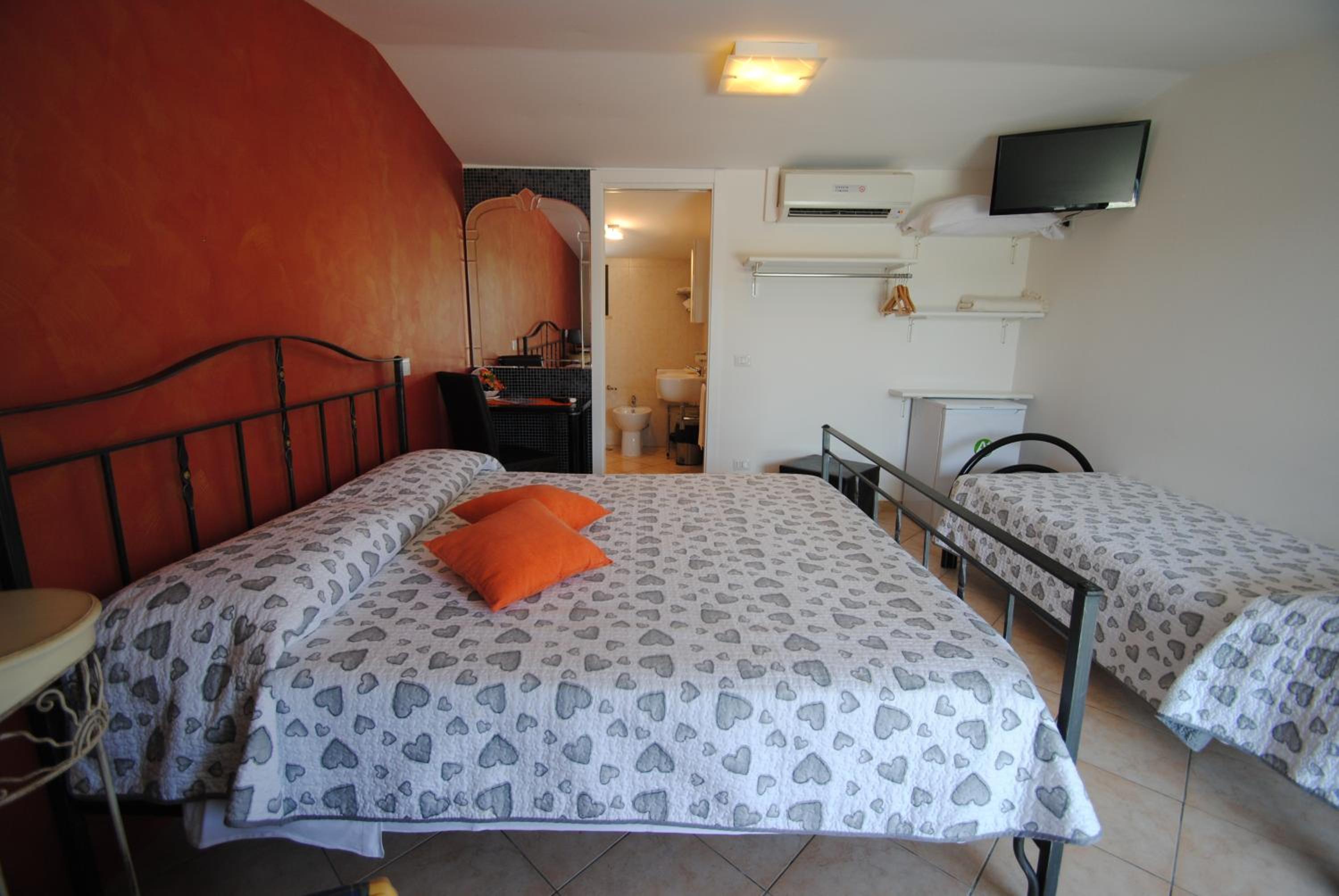Quadruple Room photo 3