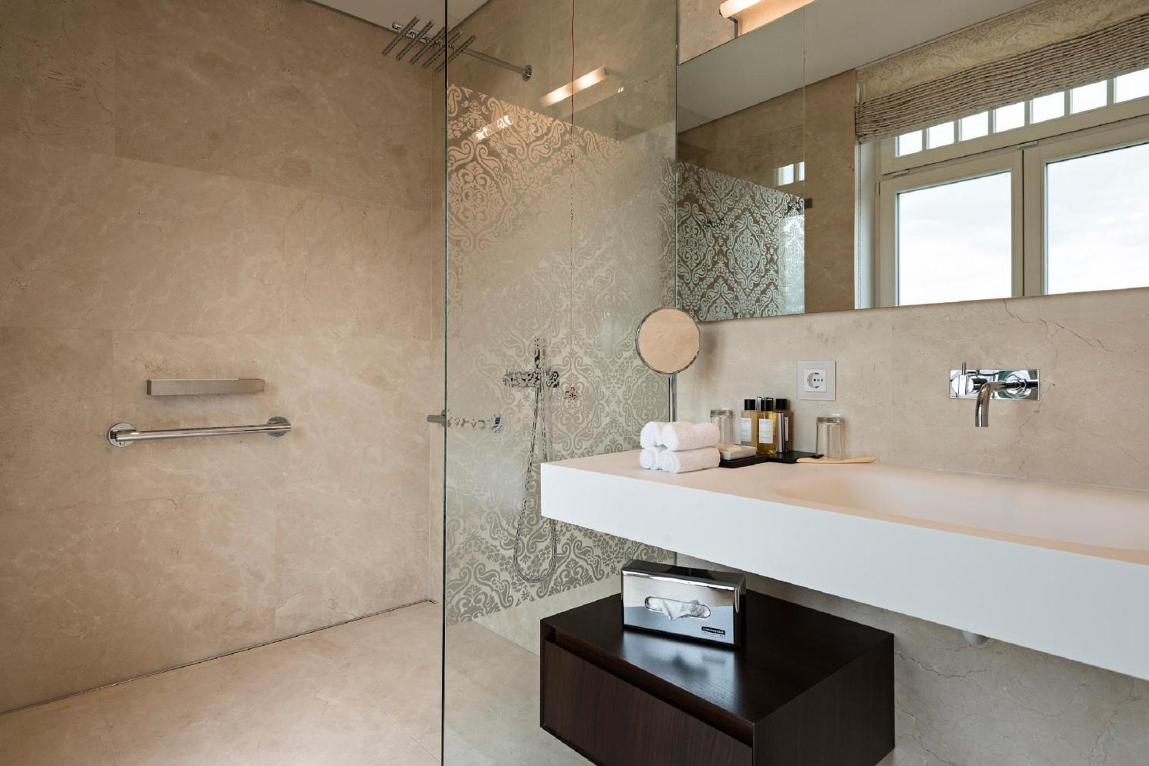 Superior Suite photo 2