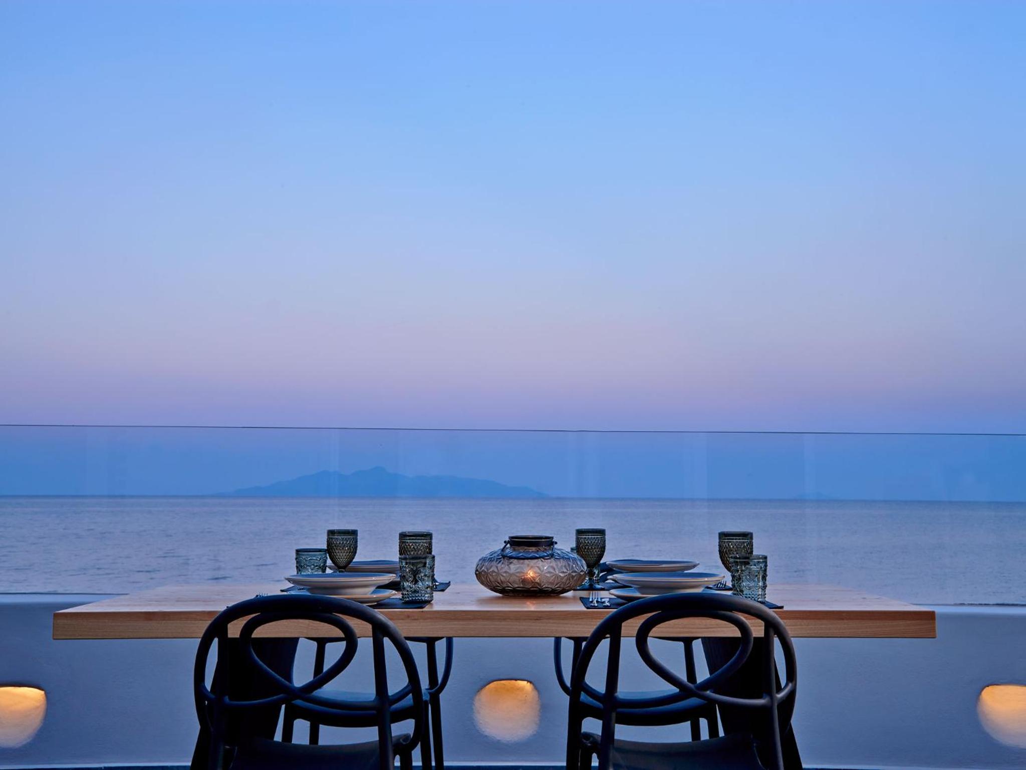 One Bedroom Villa - Beach Front  photo 2