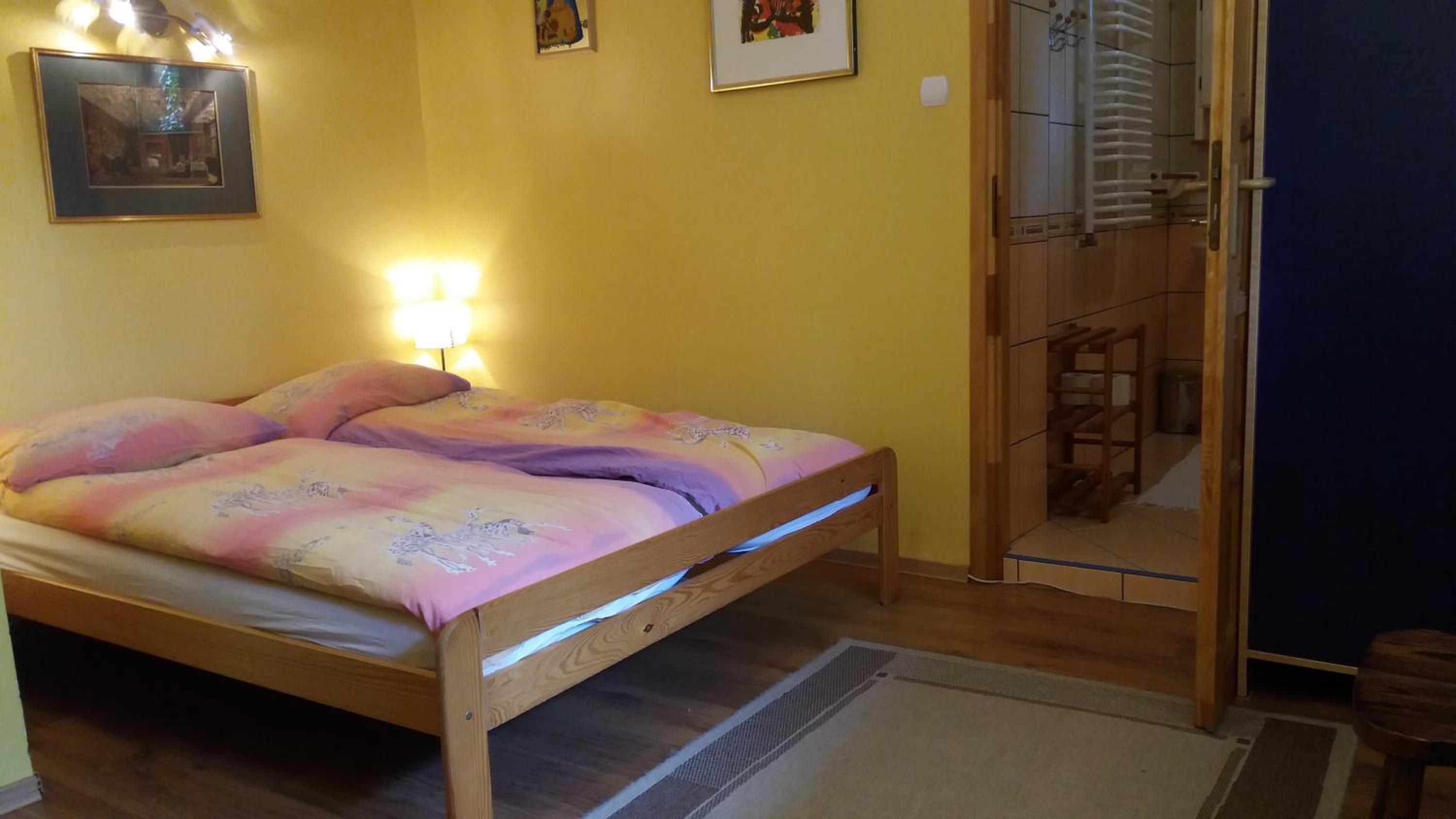 Budget Double Room photo 3