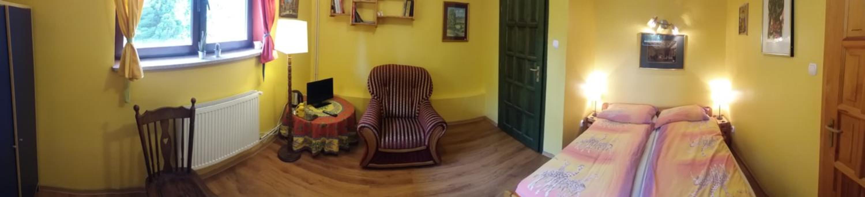 Budget Double Room photo 2