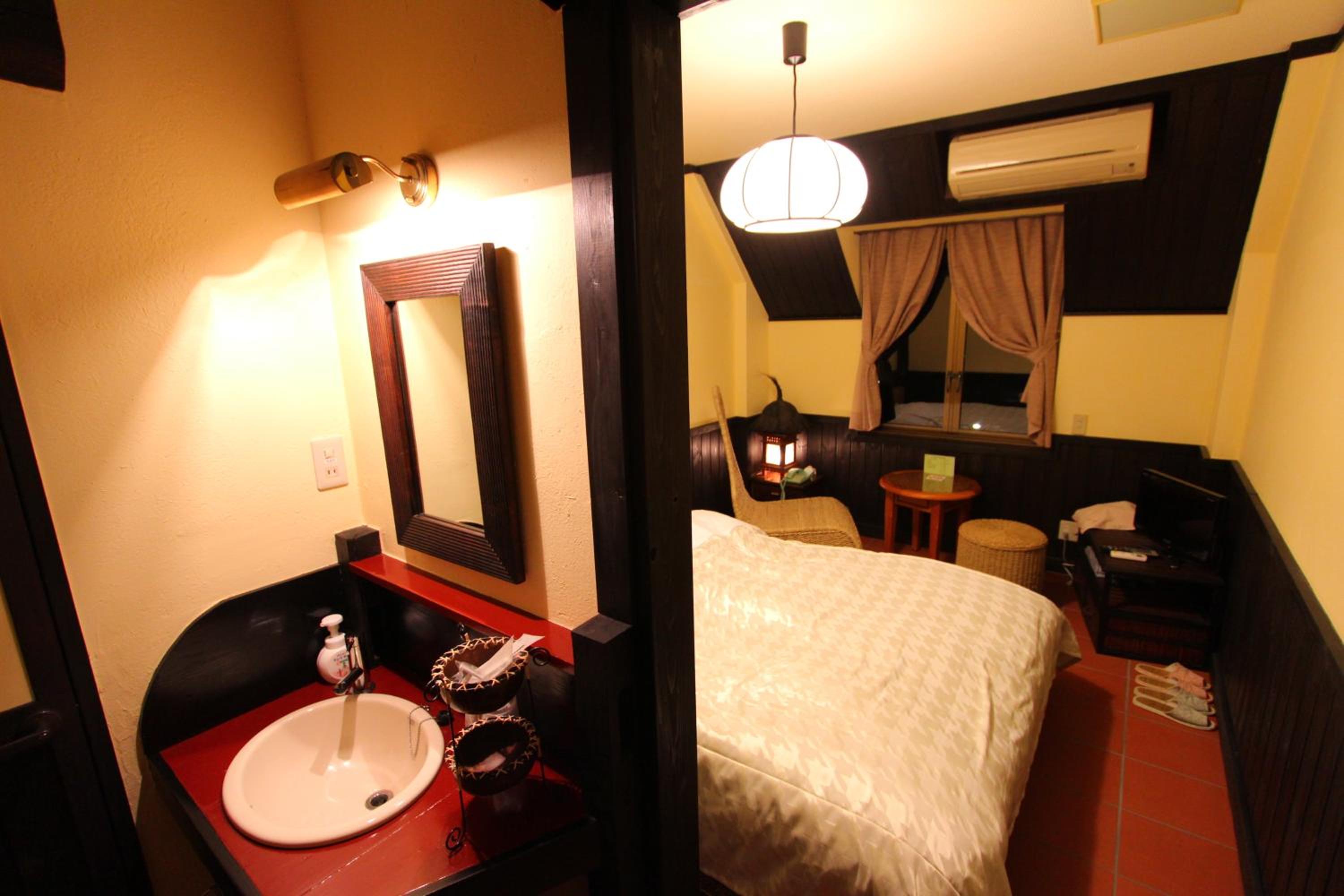 Double Room with Ocean View - Photo 2