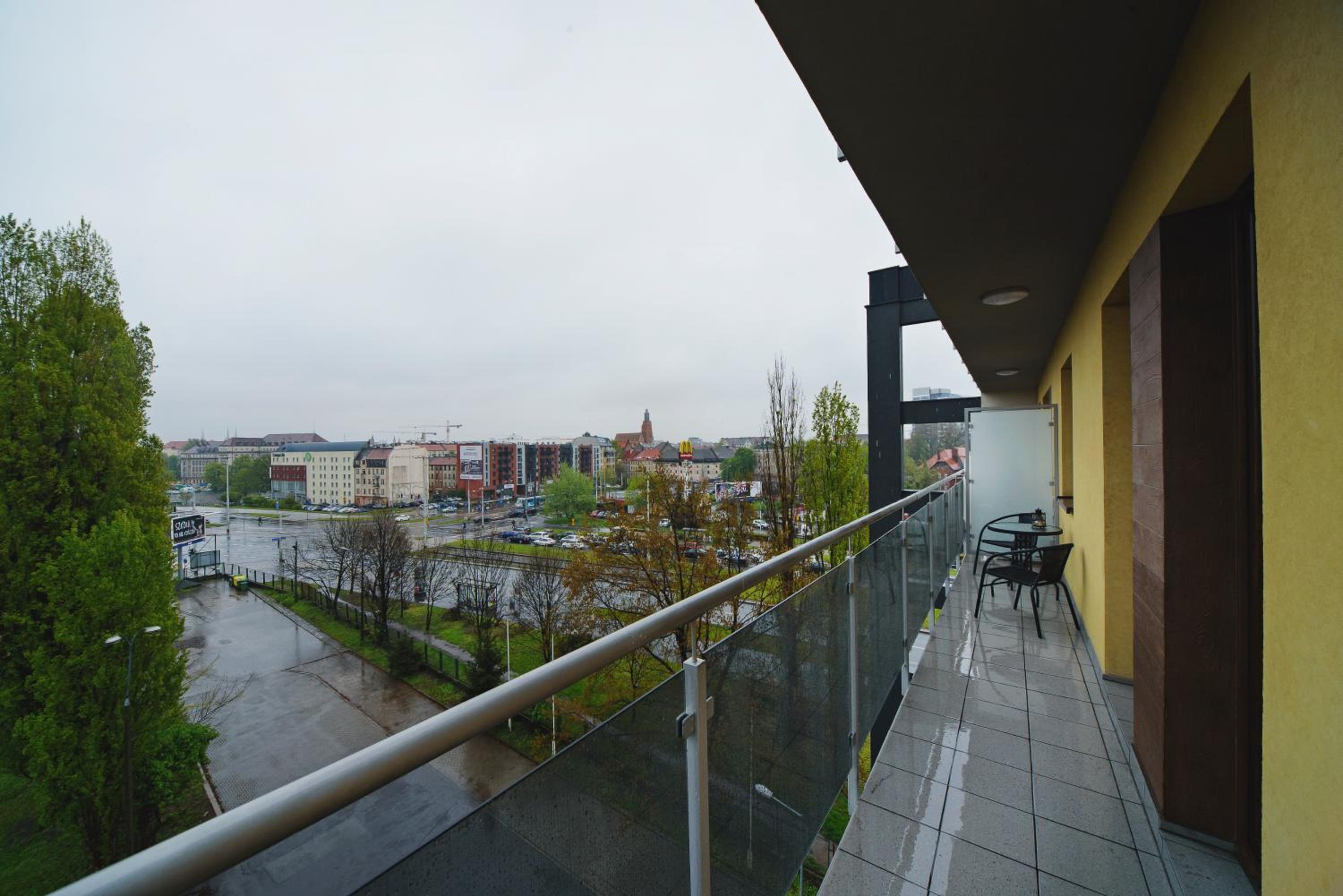 DM33 - Apartament z 1 sypialnią i klimatyzacją ul. Dmowskiego 1A&1B photo 3