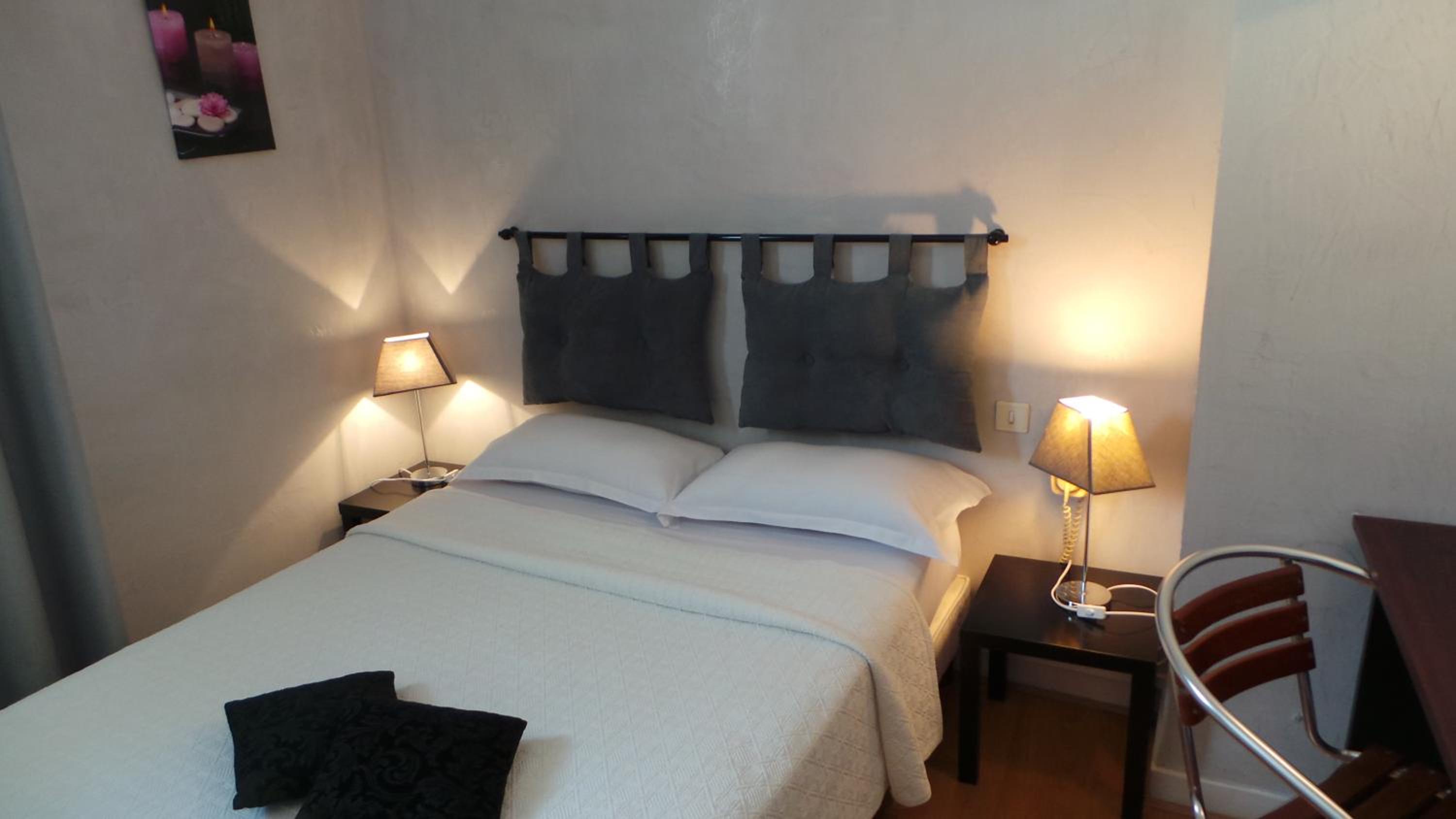 Double Room - Top Floor without Elevator photo 3