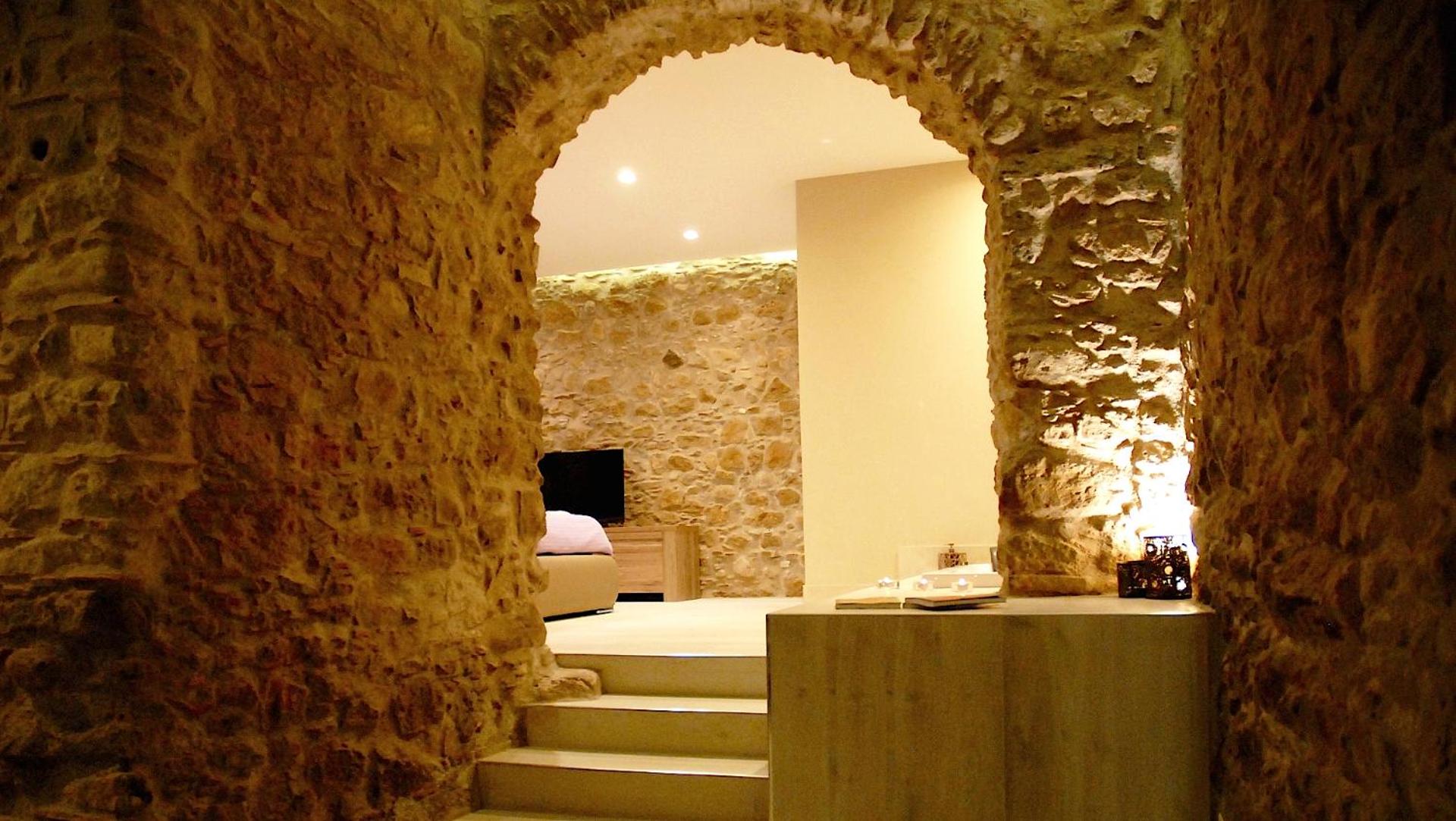 One-Bedroom House - Photo 5