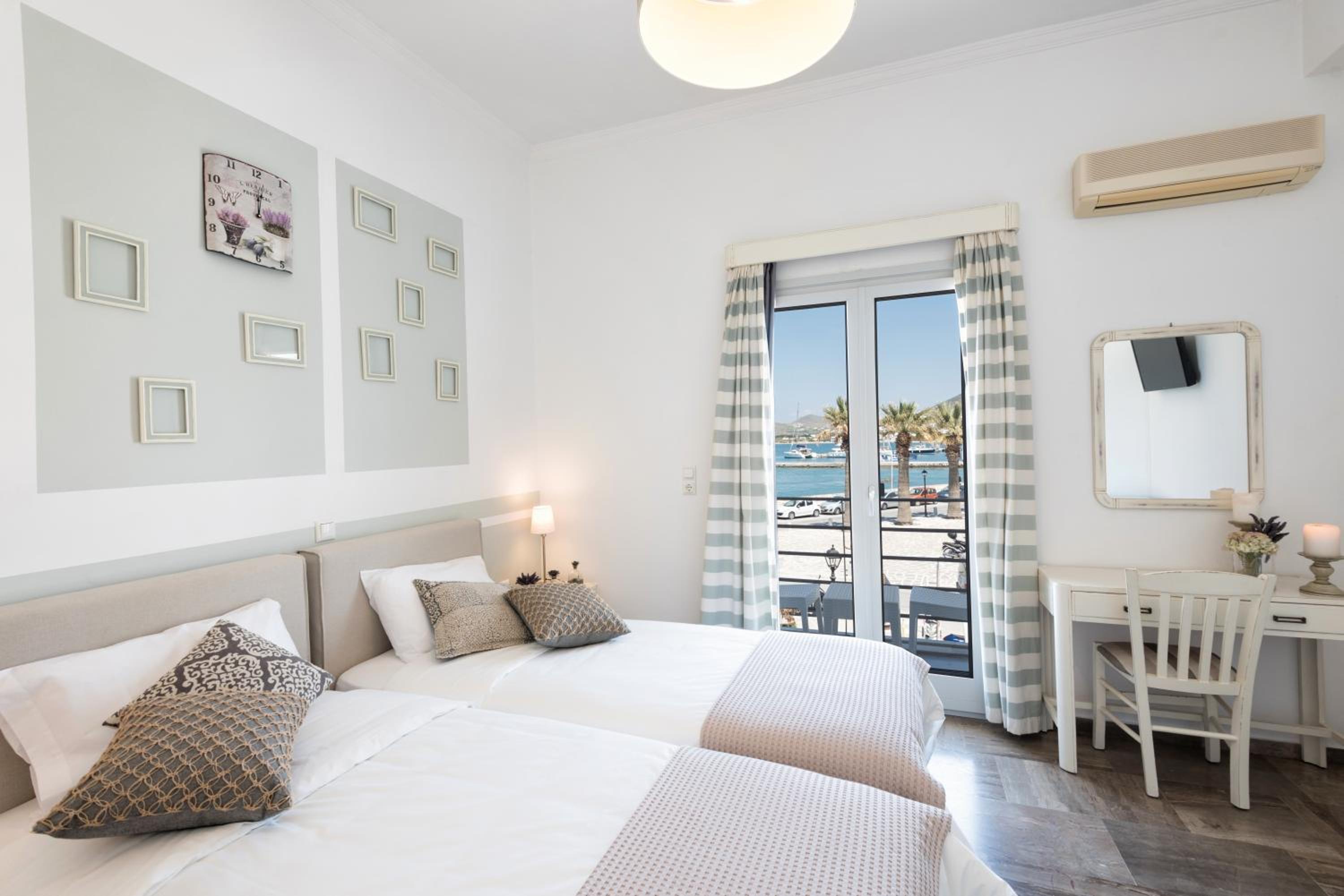 Double or Twin Room with Sea View