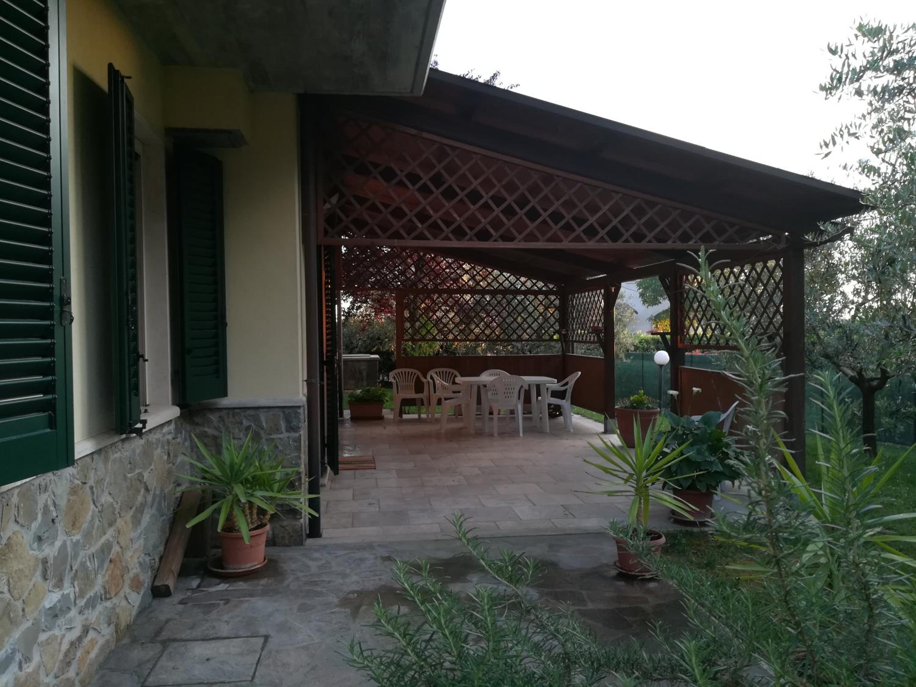 Apartment with Garden View - Photo 2