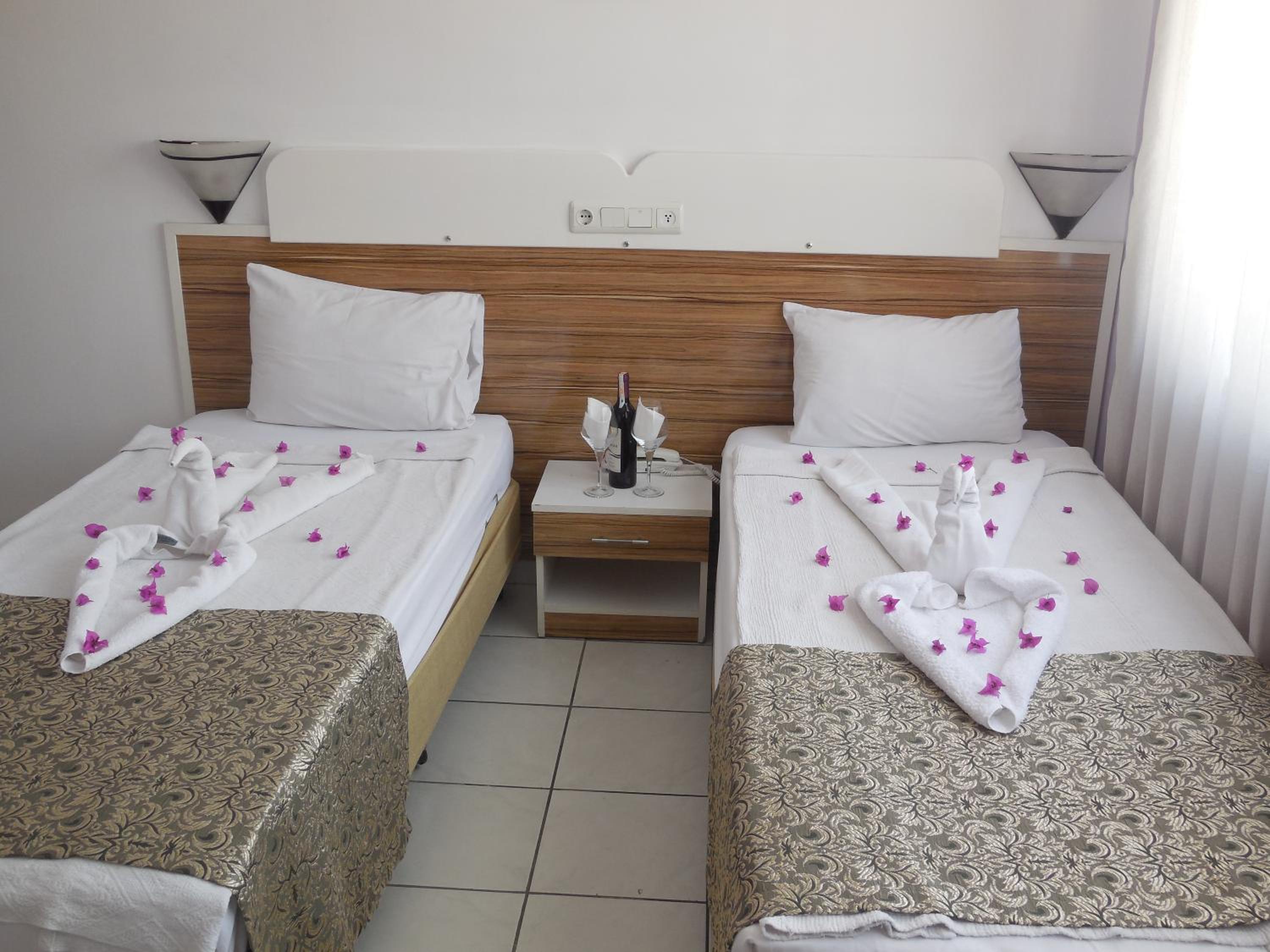 Basic Double Room