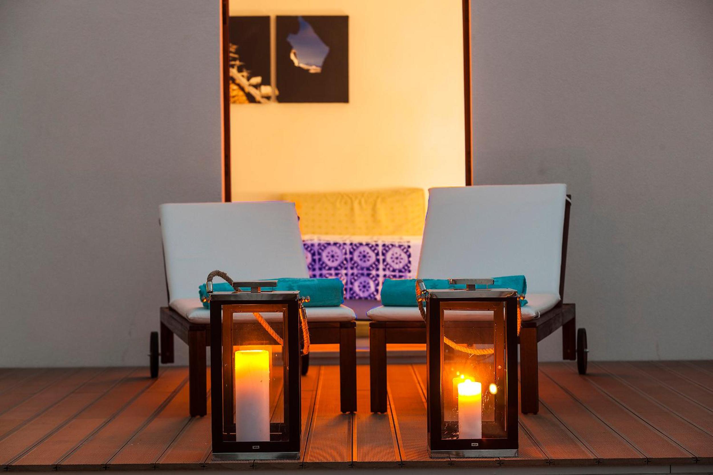 Premium Double or Twin Room with Vulcan View - Photo 9