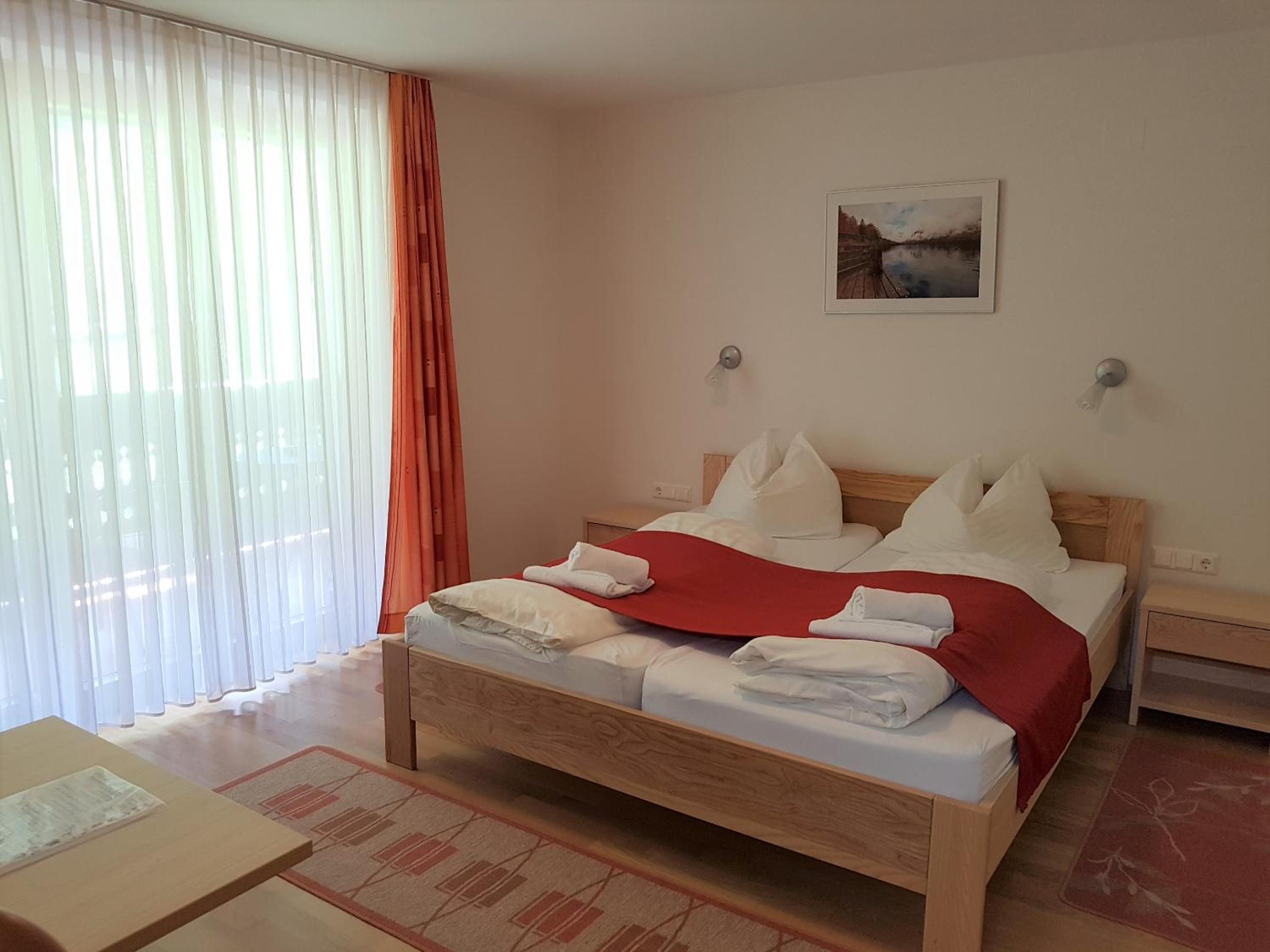 Double Room with Balcony and Forest View - Photo 3