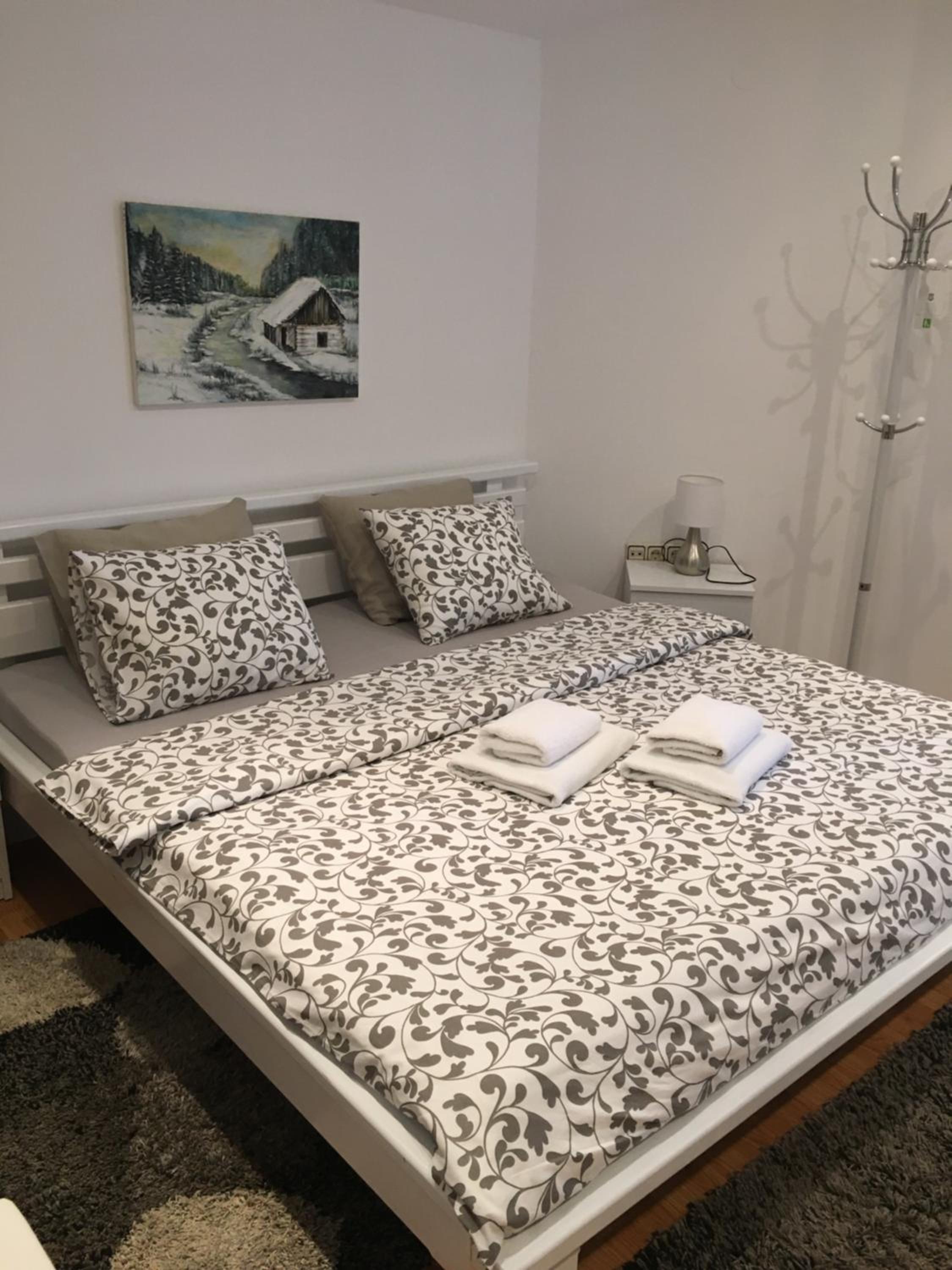 Double Room - Photo 6