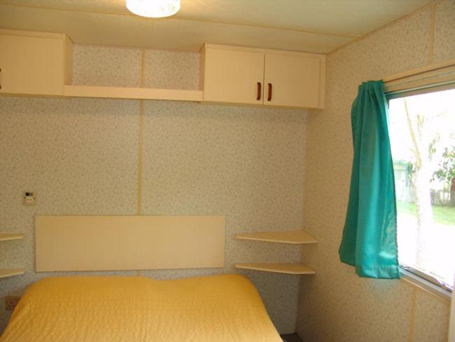Mobile Home - Photo 6