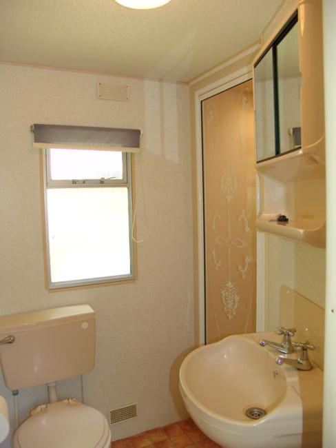 Mobile Home - Photo 5
