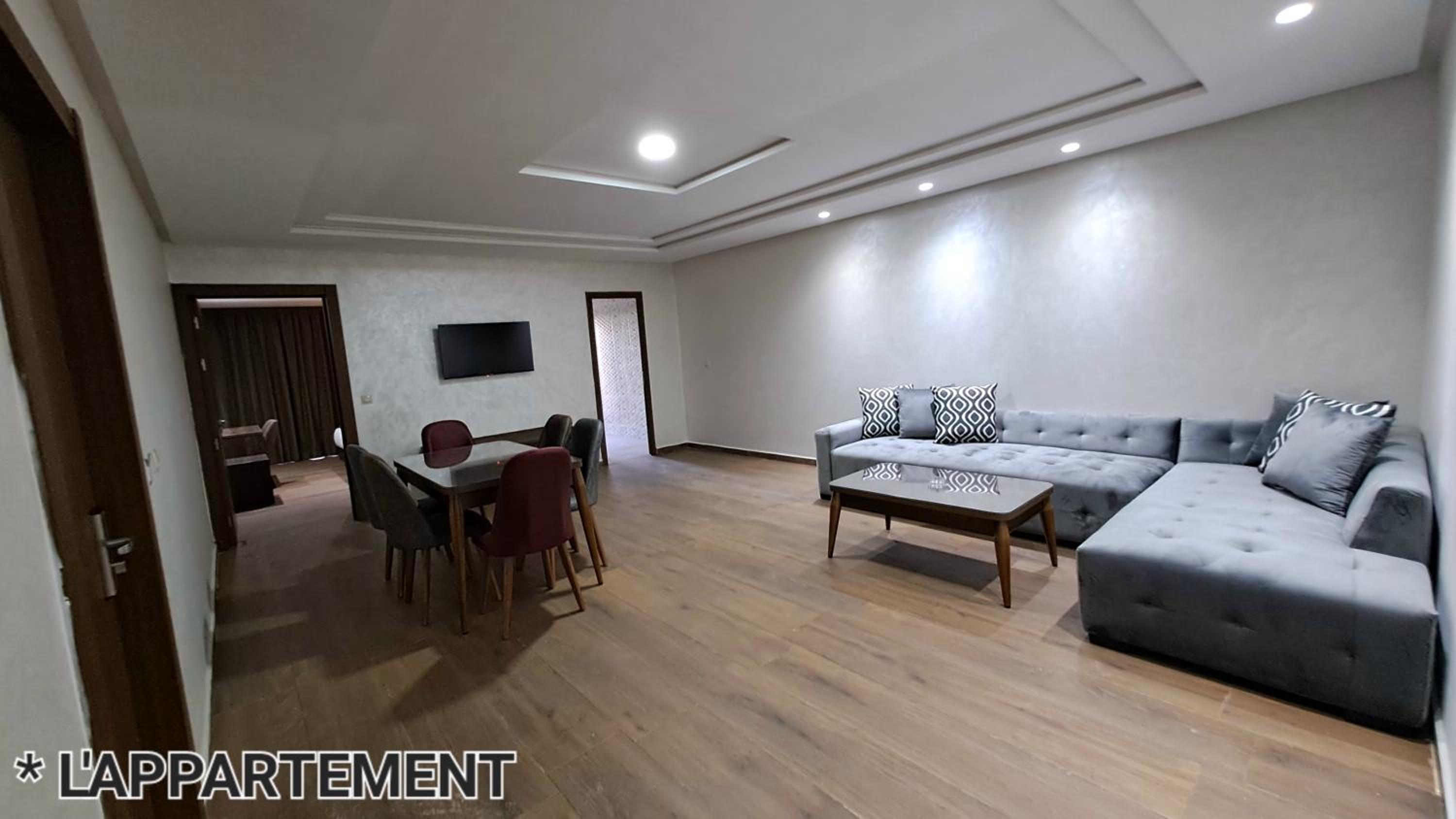 Deluxe Apartment