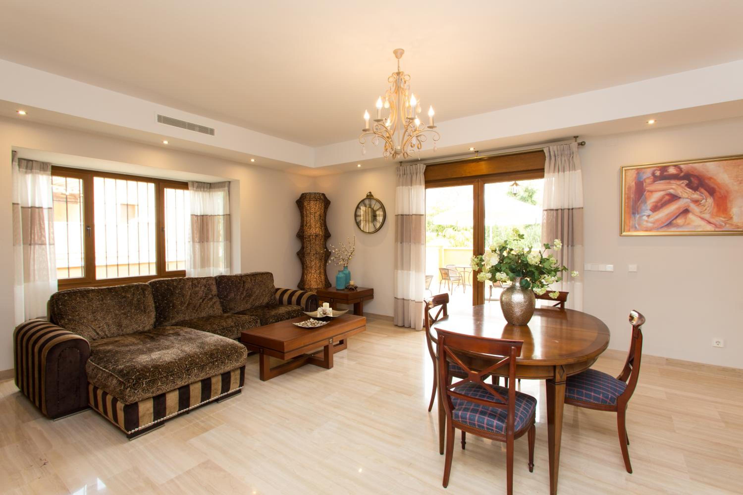 Casa de Seis Habitaciones