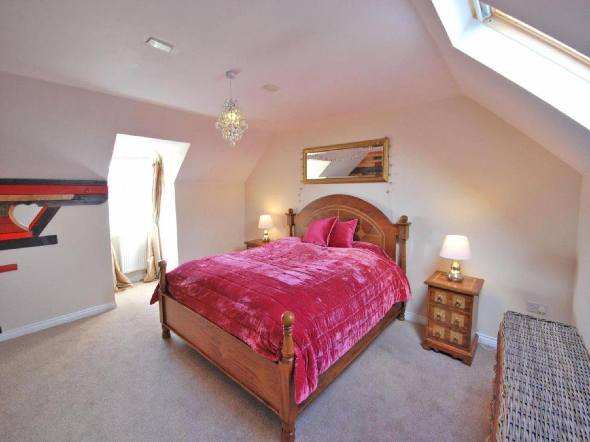 Four-Bedroom House photo 1