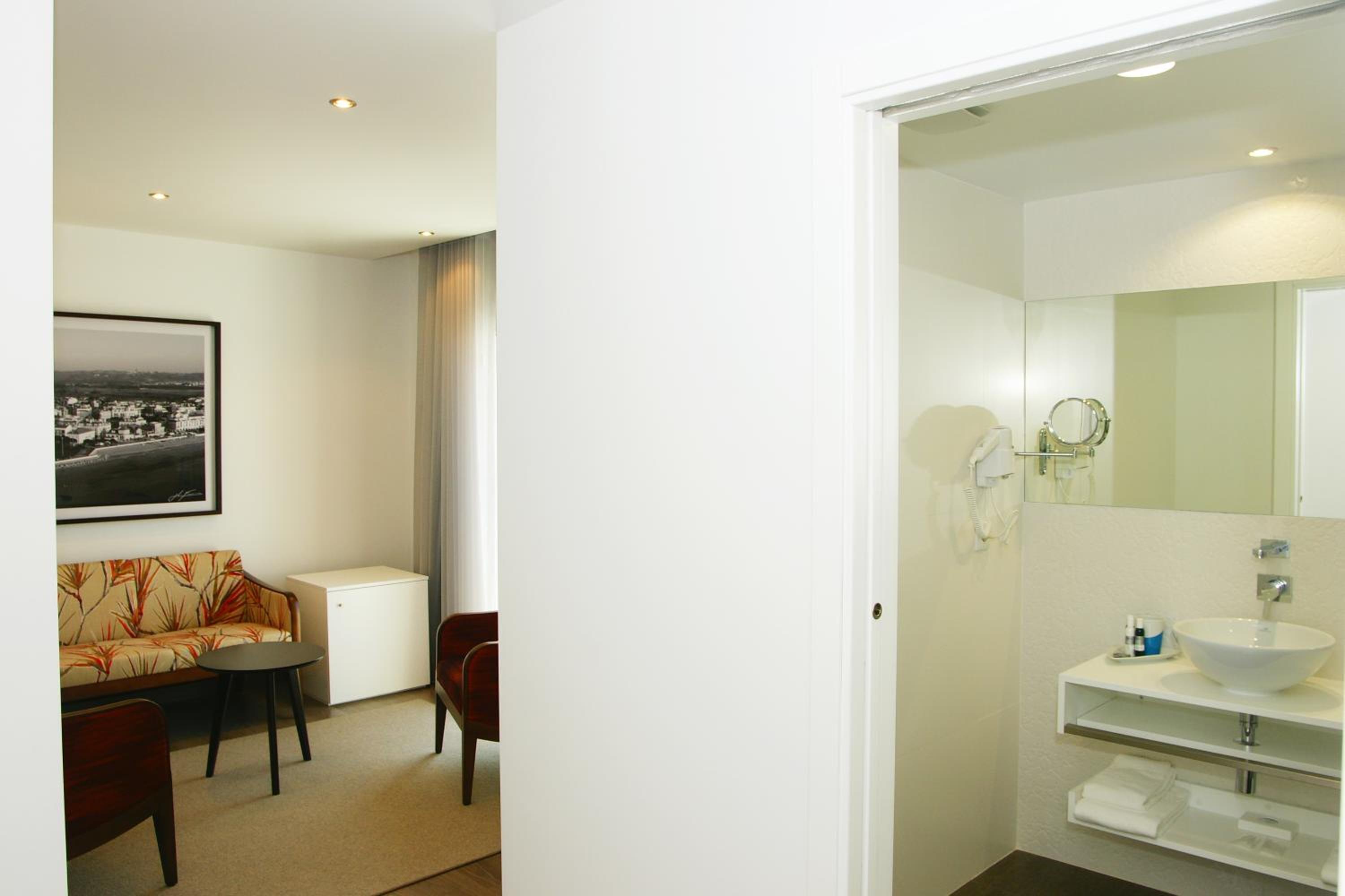 Suite with Balcony photo 3