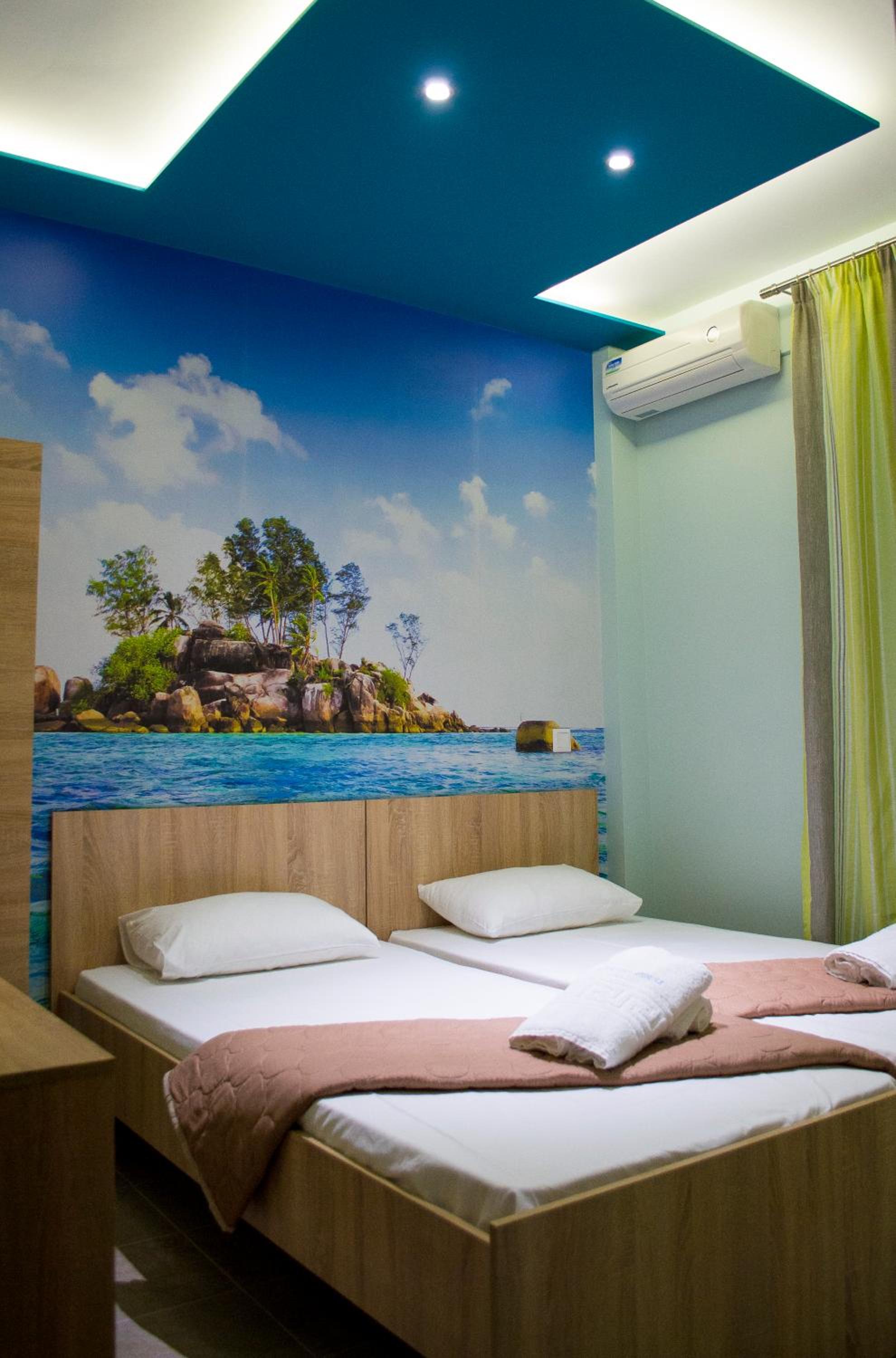 One-Bedroom Apartment (2 Adults) photo 1