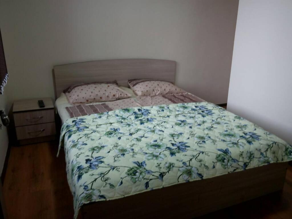 Two-Bedroom House photo 2
