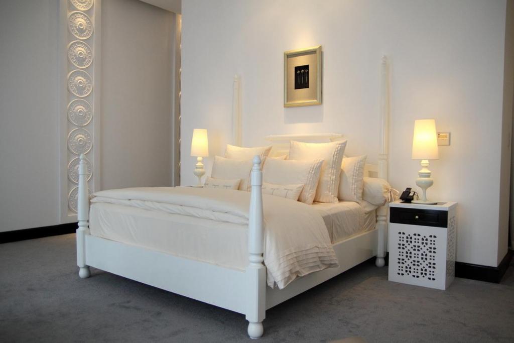 Deluxe Double or Twin Room Only photo 2