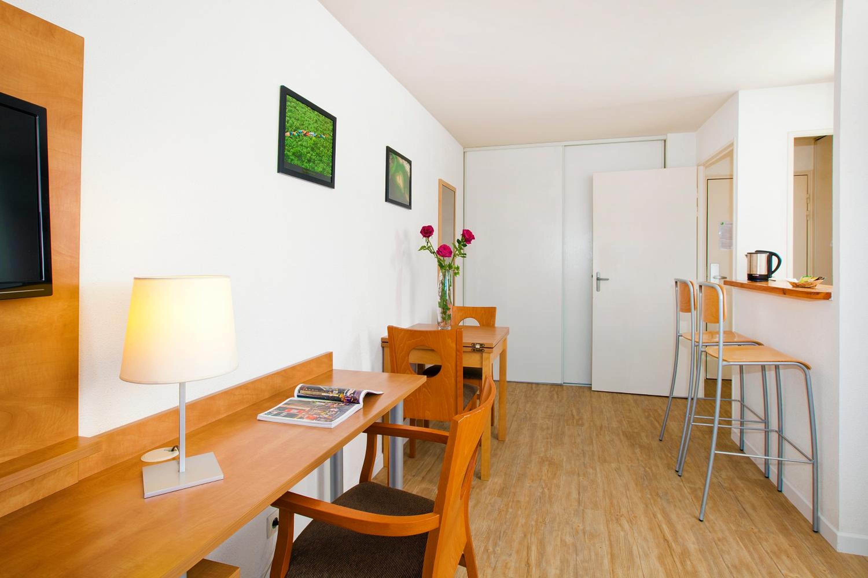Large Apartment (4 adults) - Photo 2