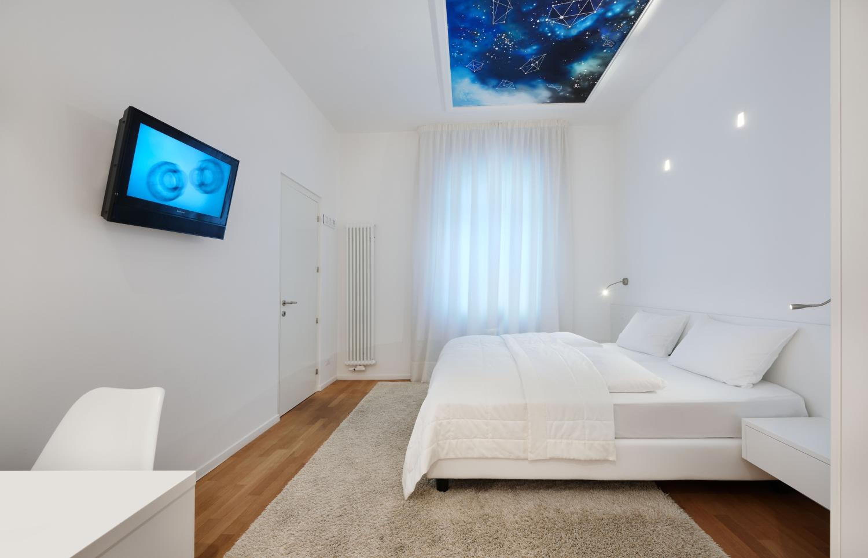 Classic Double Room - Photo 3