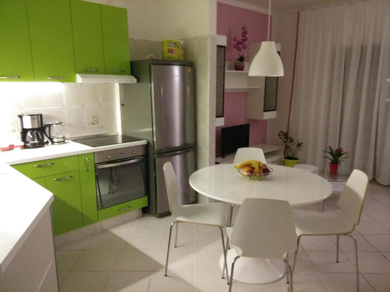 Apartment - Photo 4