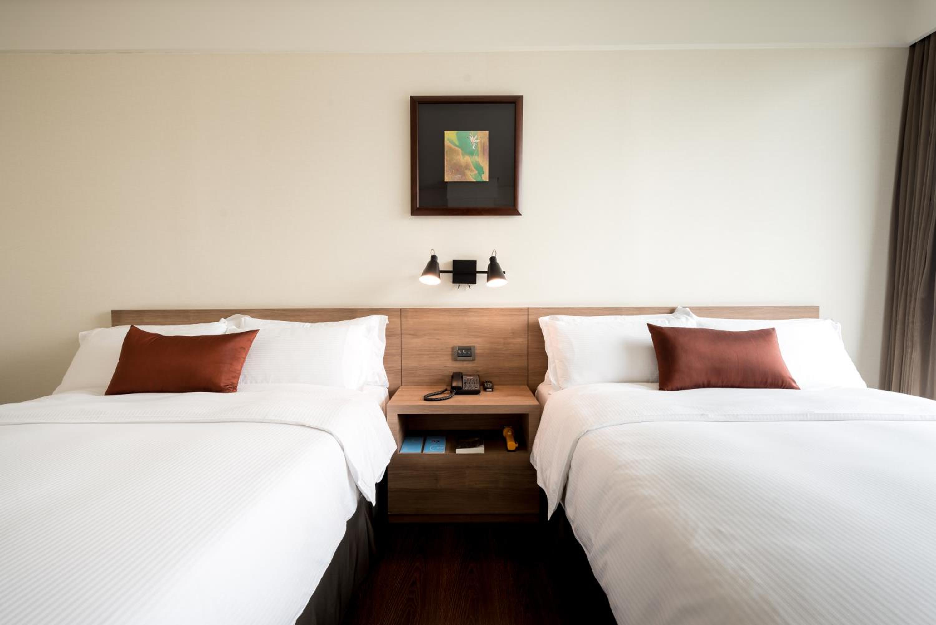 Superior Quadruple Room photo 2