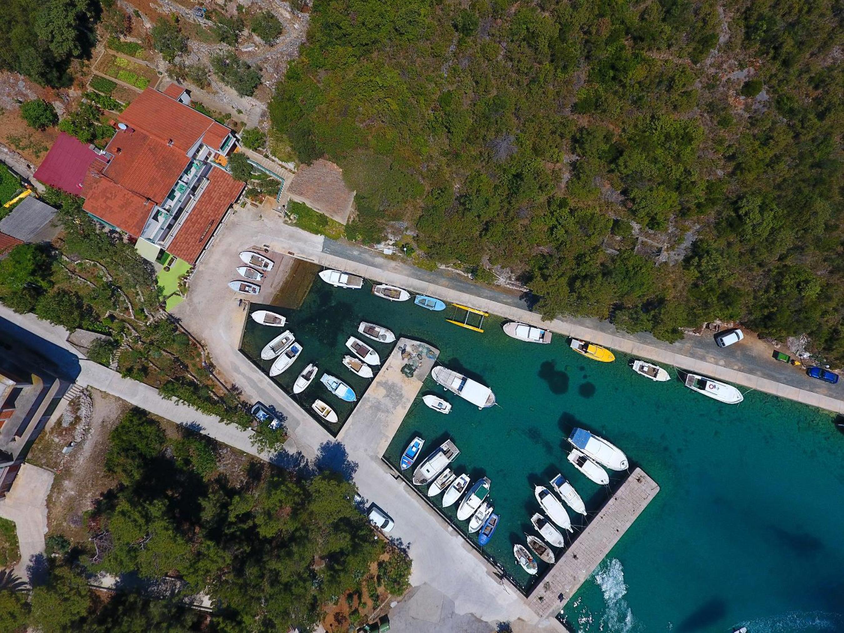 Deluxe Double Room with Balcony and Sea View photo 2