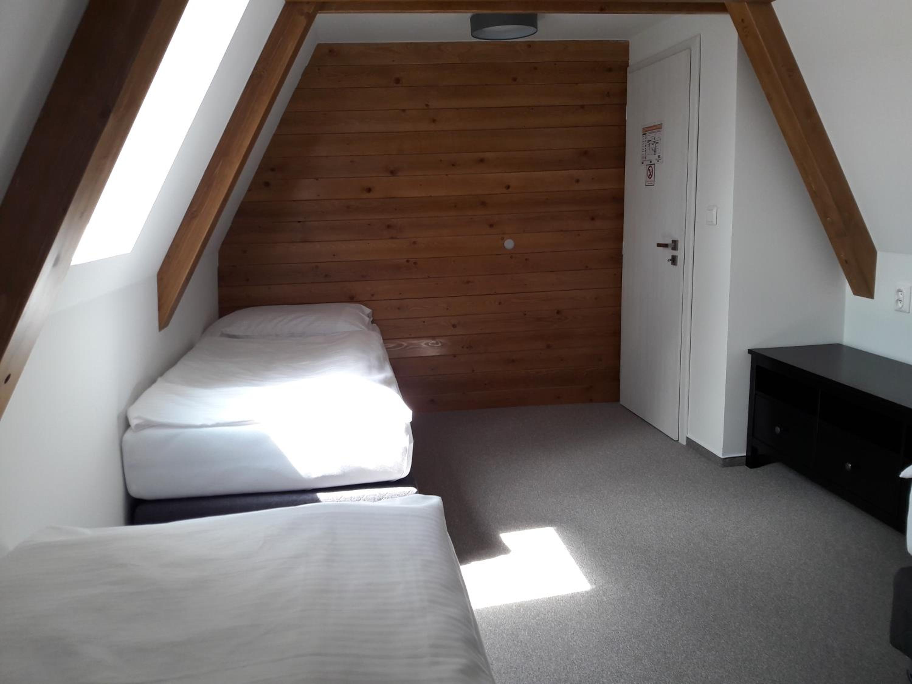 Two-Bedroom Apartment - Photo 6